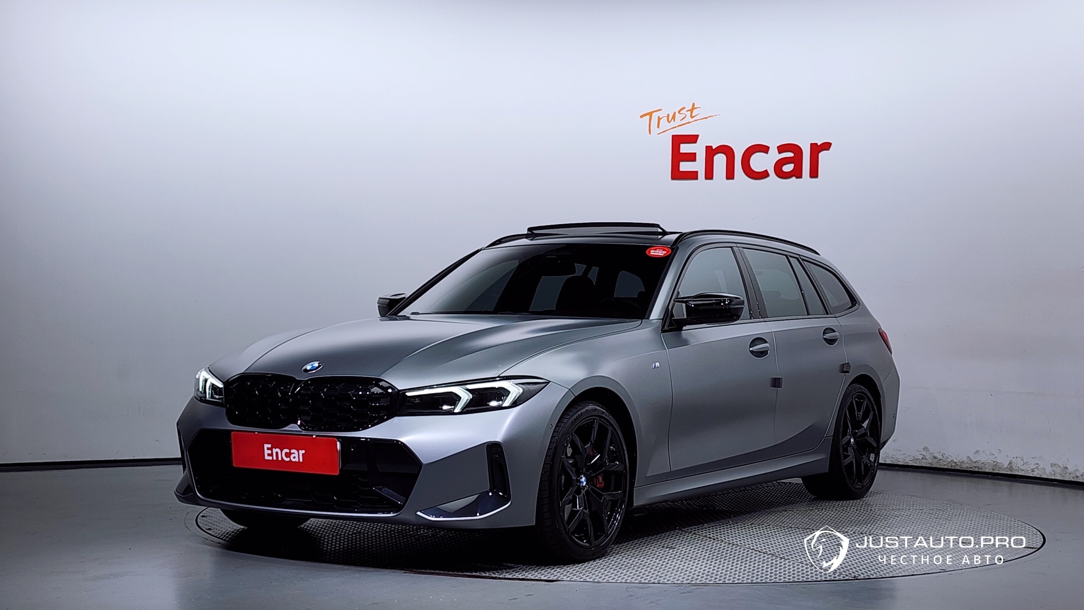 Автомобиль BMW 3-Series