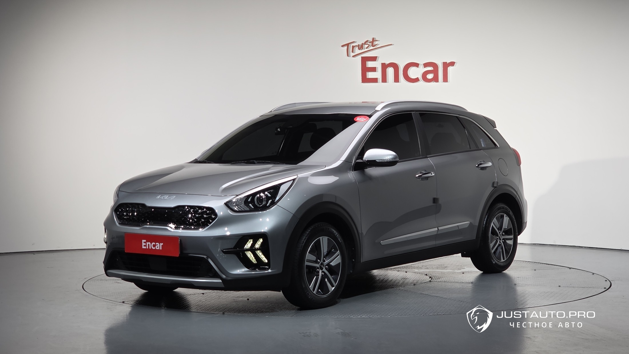 Автомобиль Kia Niro