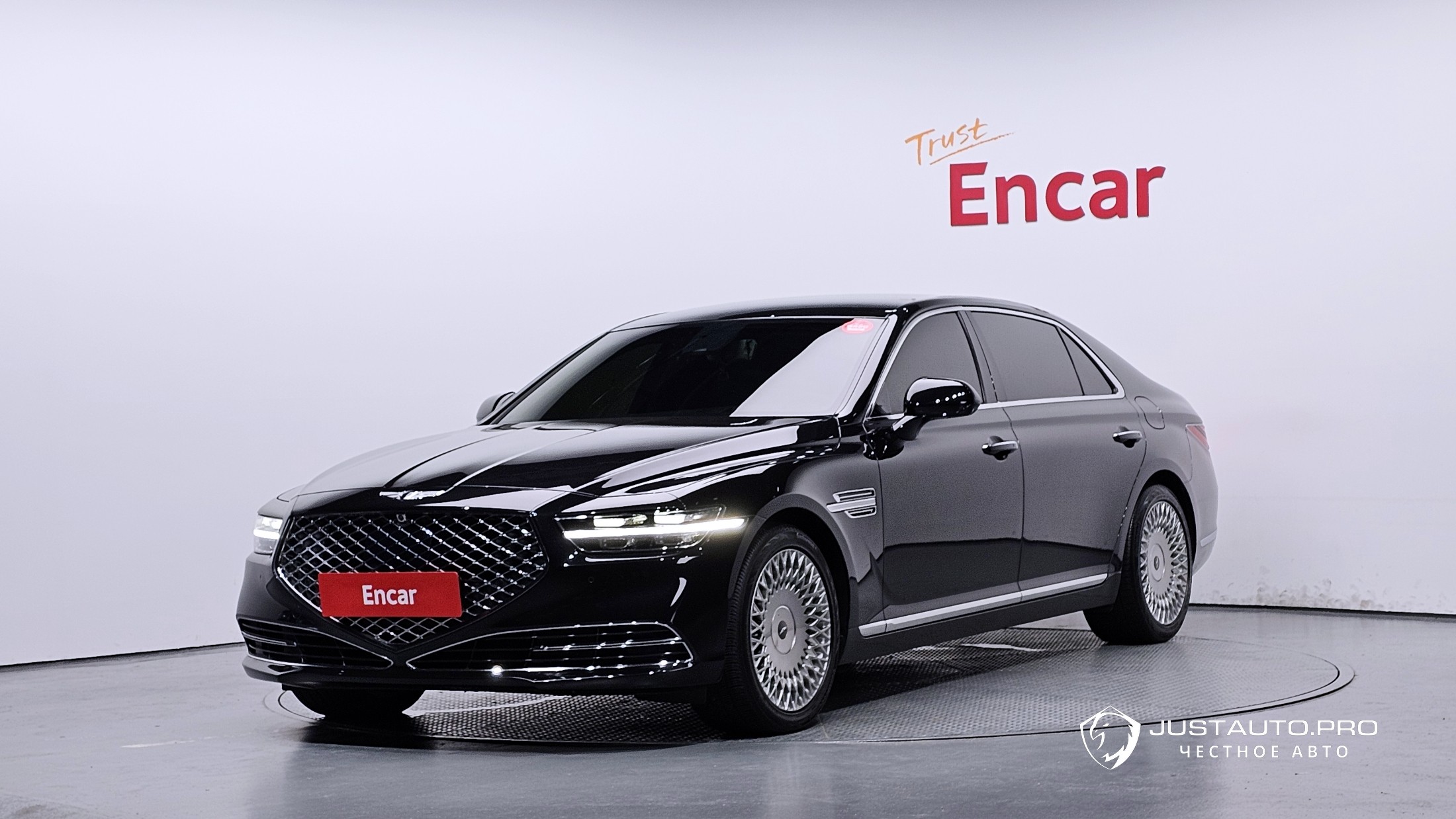 Автомобиль Genesis G90