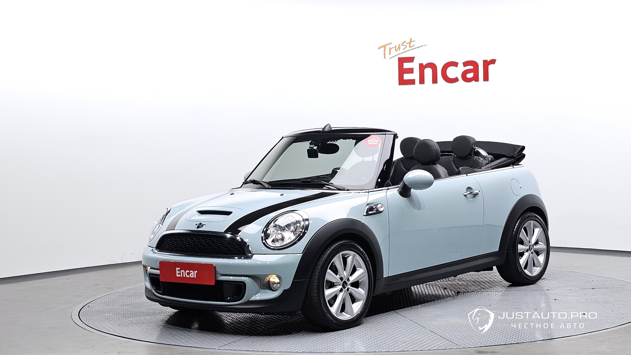 Автомобиль Mini Cooper Convertible