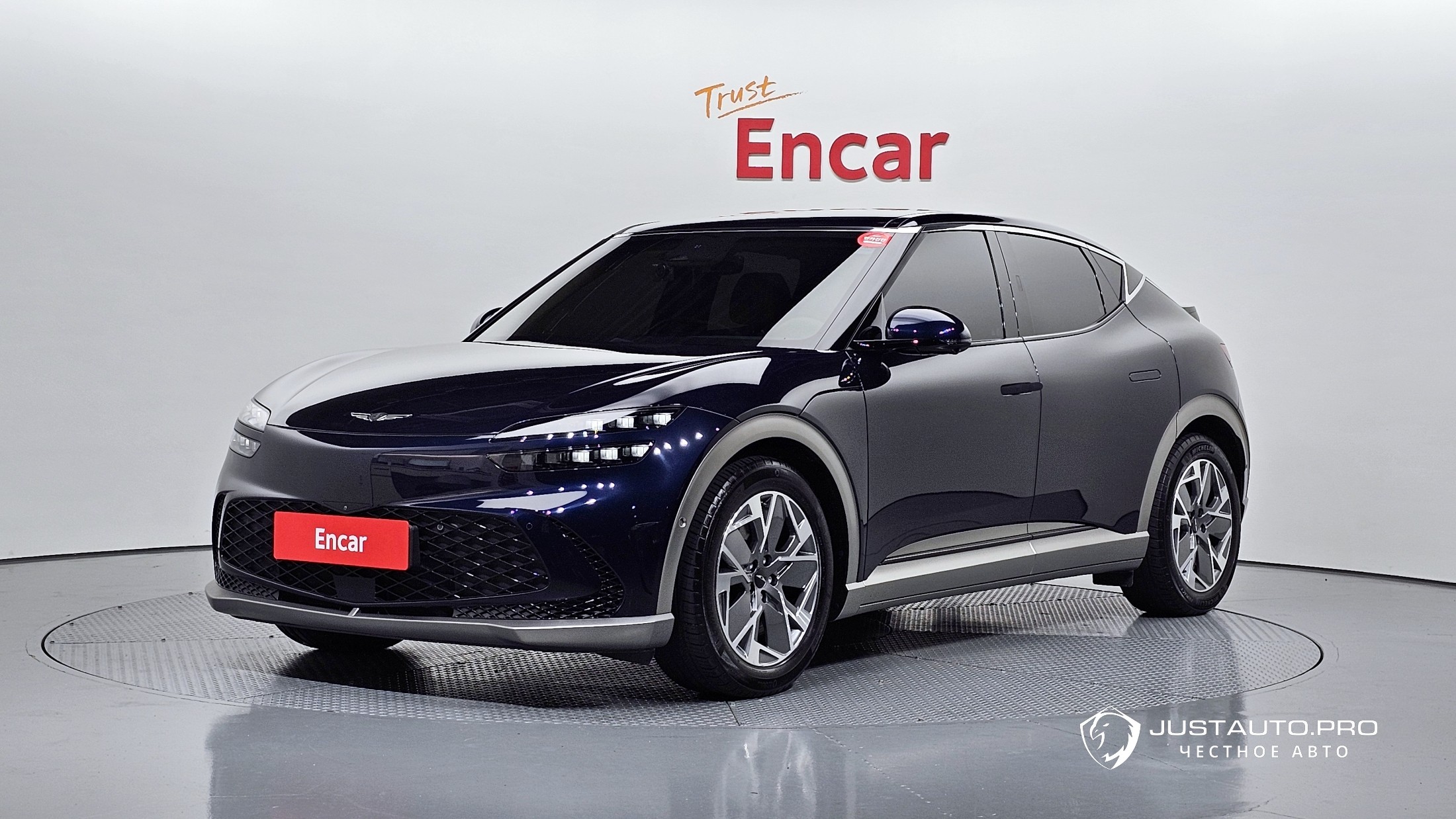 Автомобиль Genesis GV60