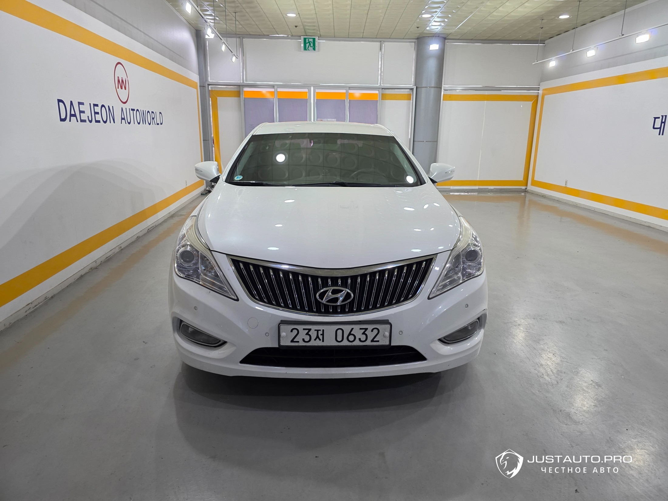 Автомобиль Hyundai Grandeur