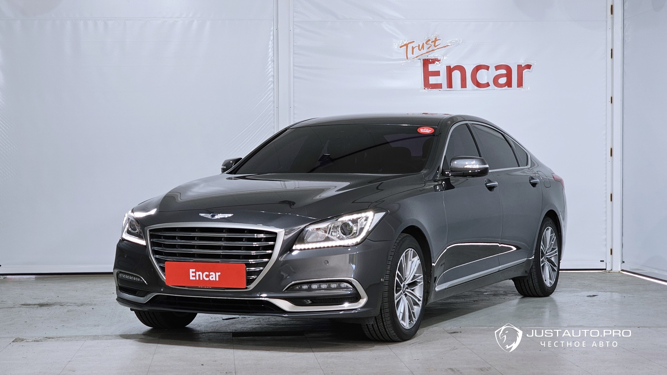 Автомобиль Genesis G80