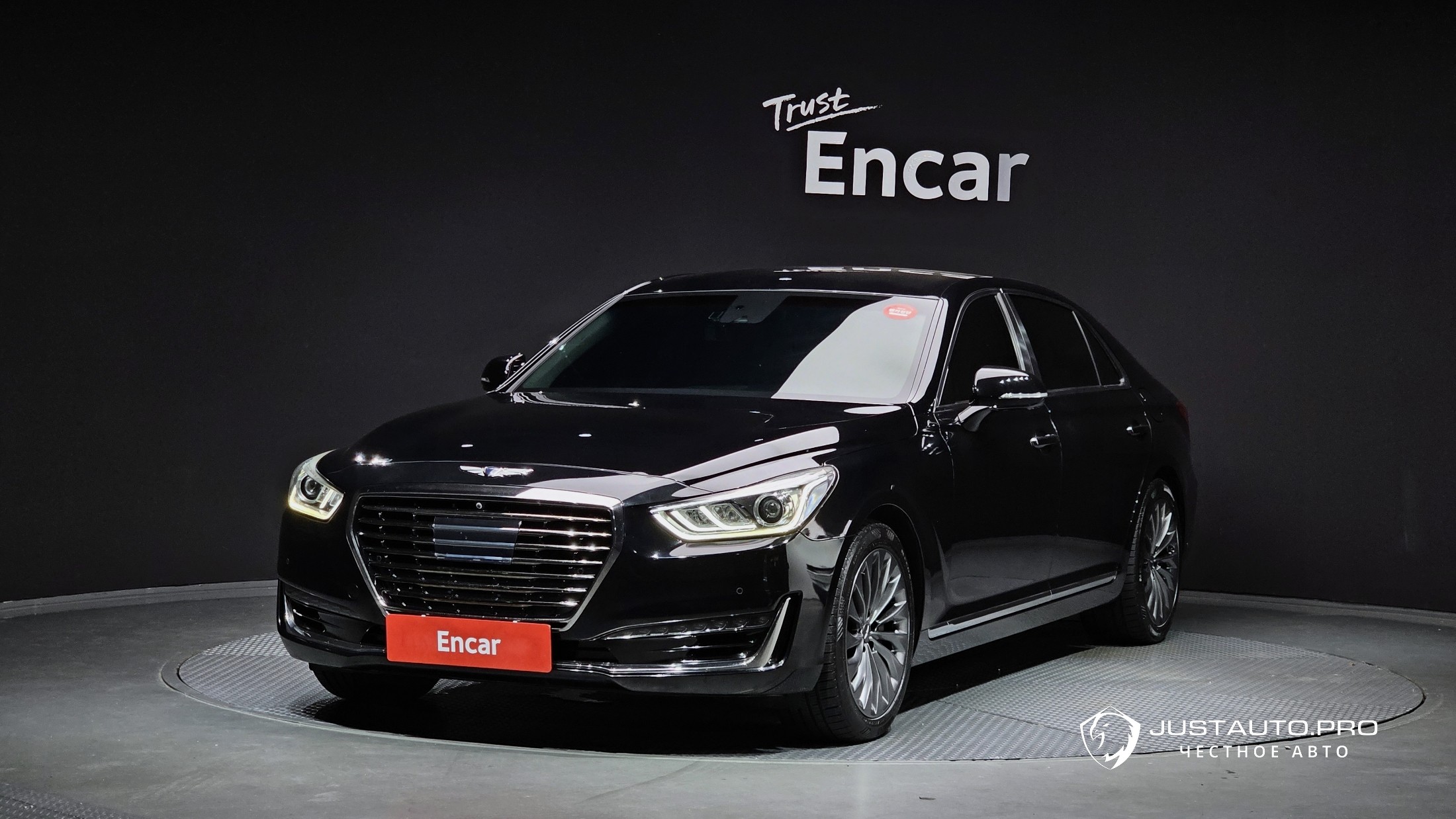 Автомобиль Genesis EQ900