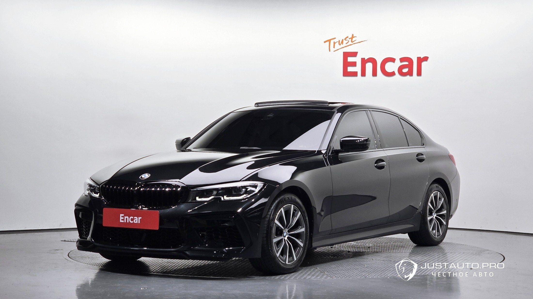 Автомобиль BMW 3-Series