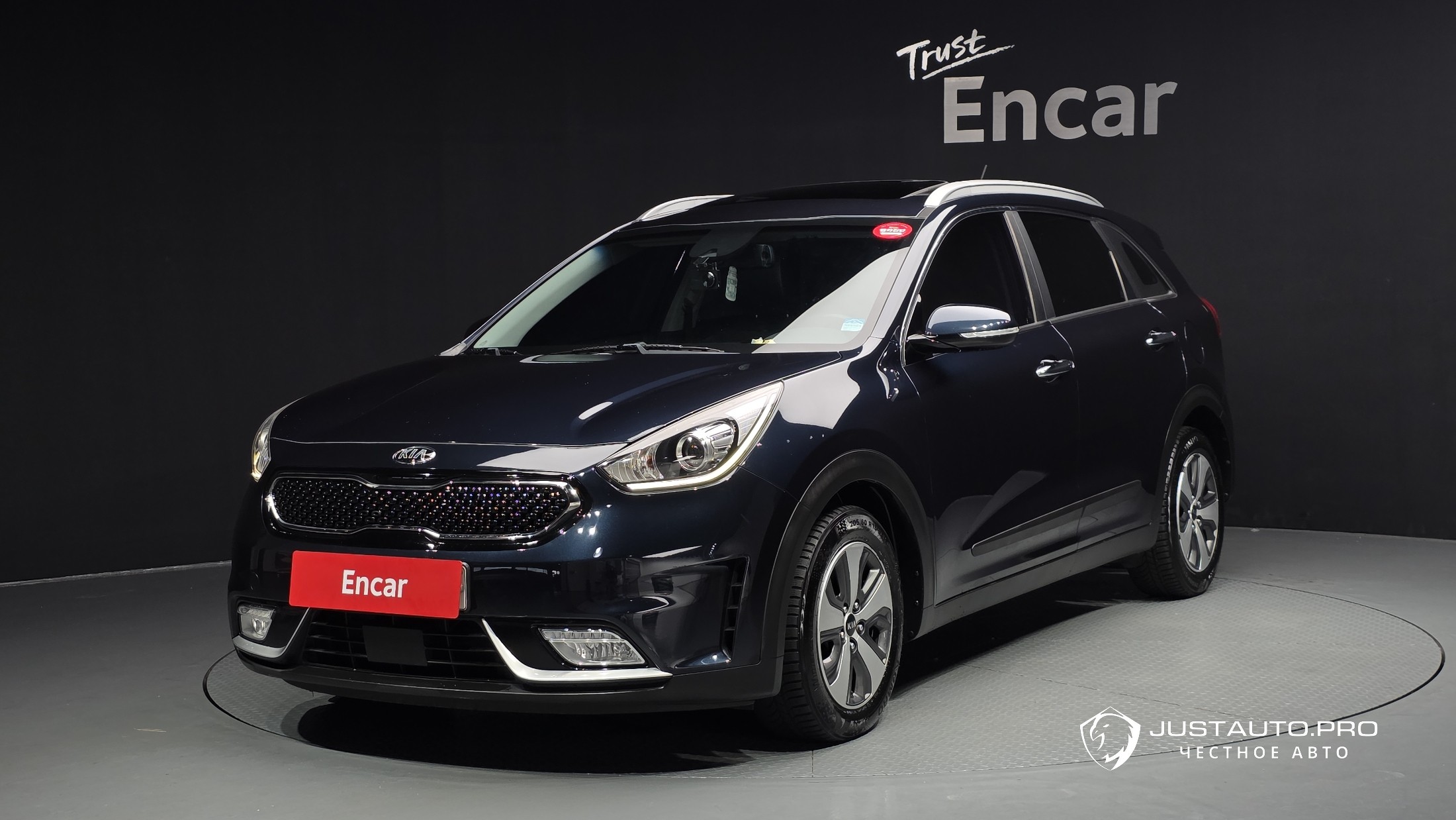Автомобиль Kia Niro