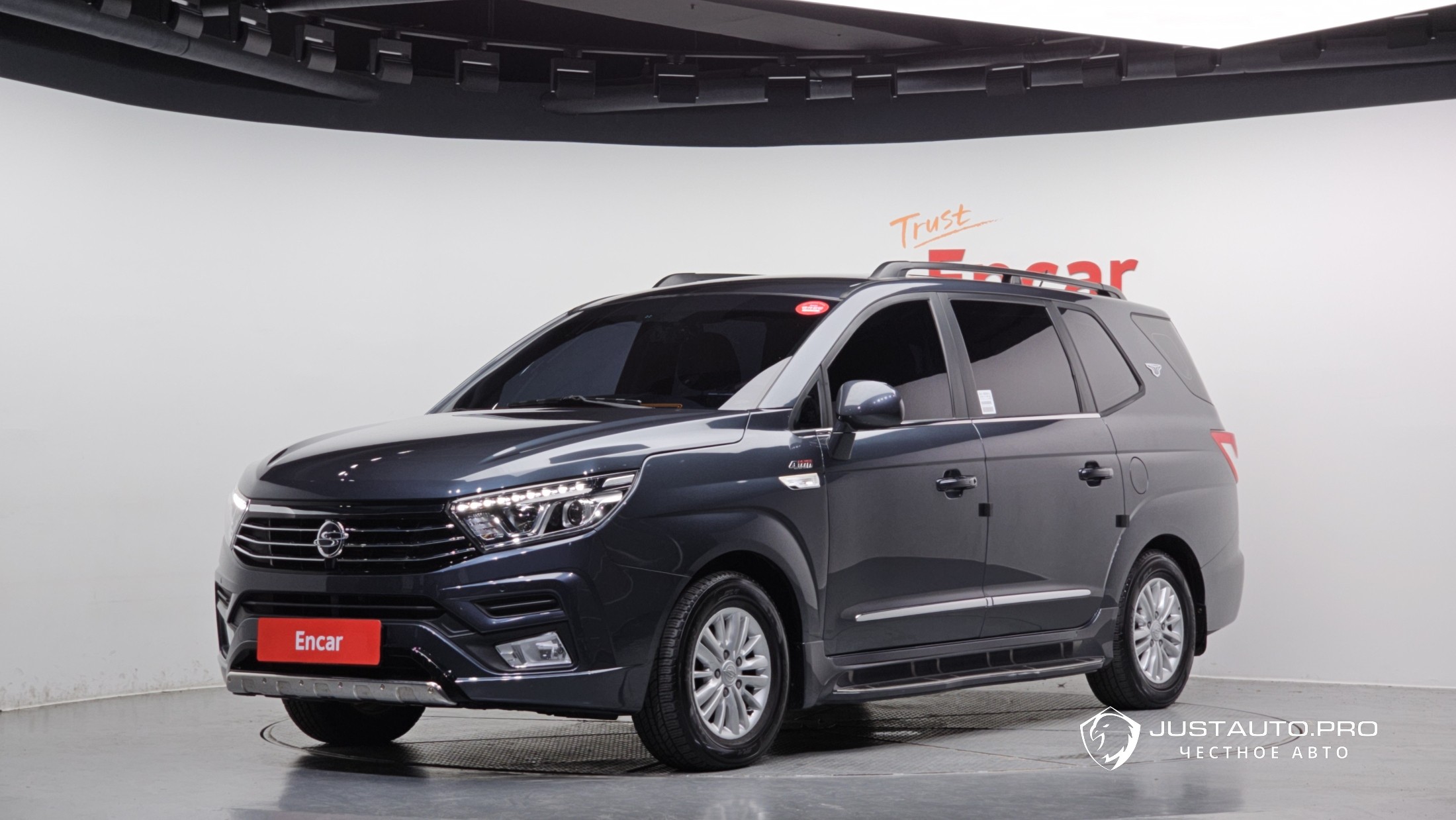 Автомобиль KG_Mobility_Ssangyong KORANDO