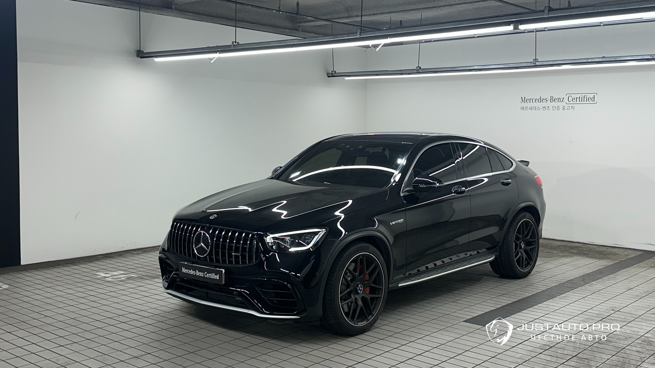 Автомобиль Mercedes-Benz GLC-Class