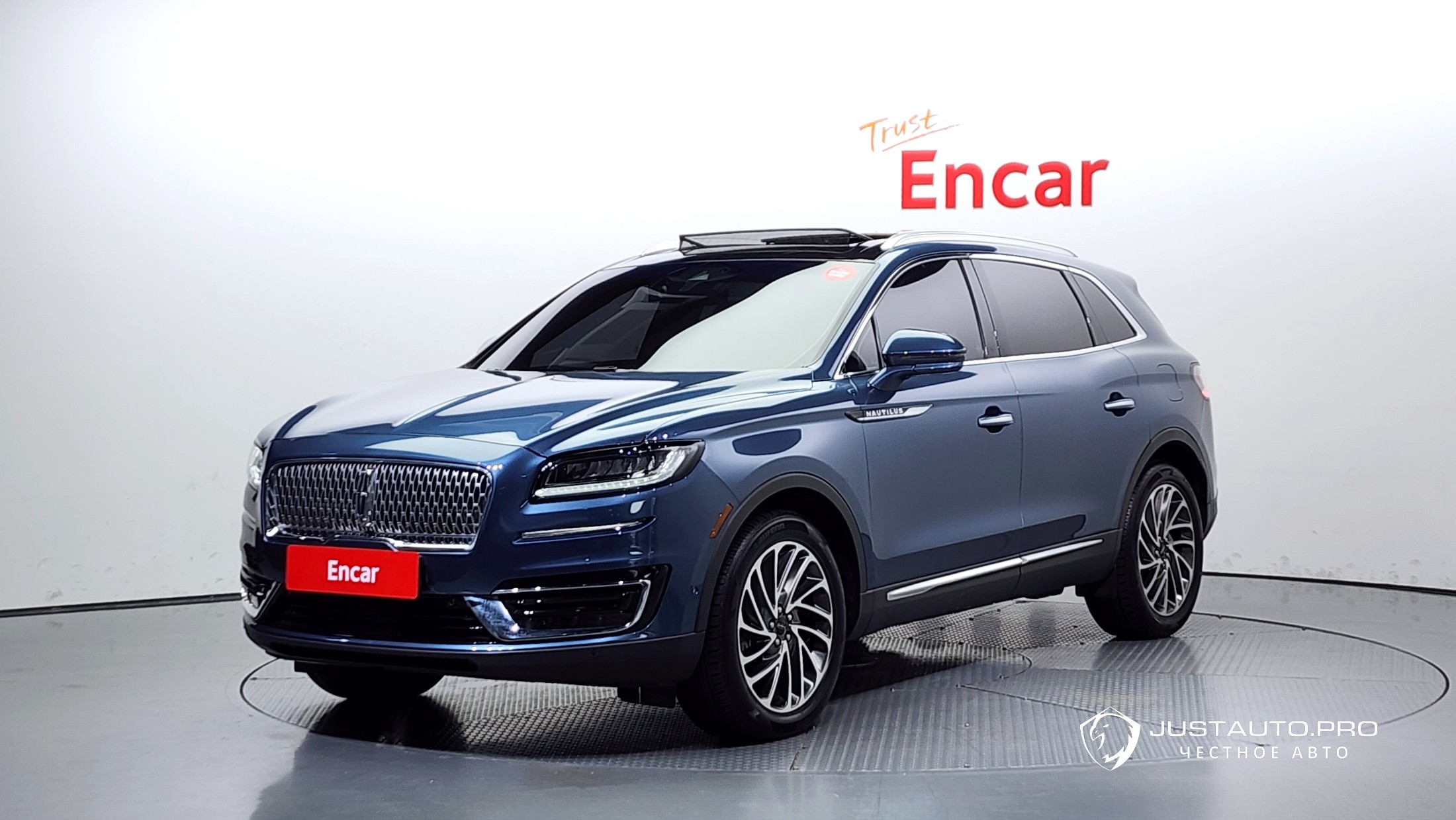 Автомобиль Lincoln Nautilus