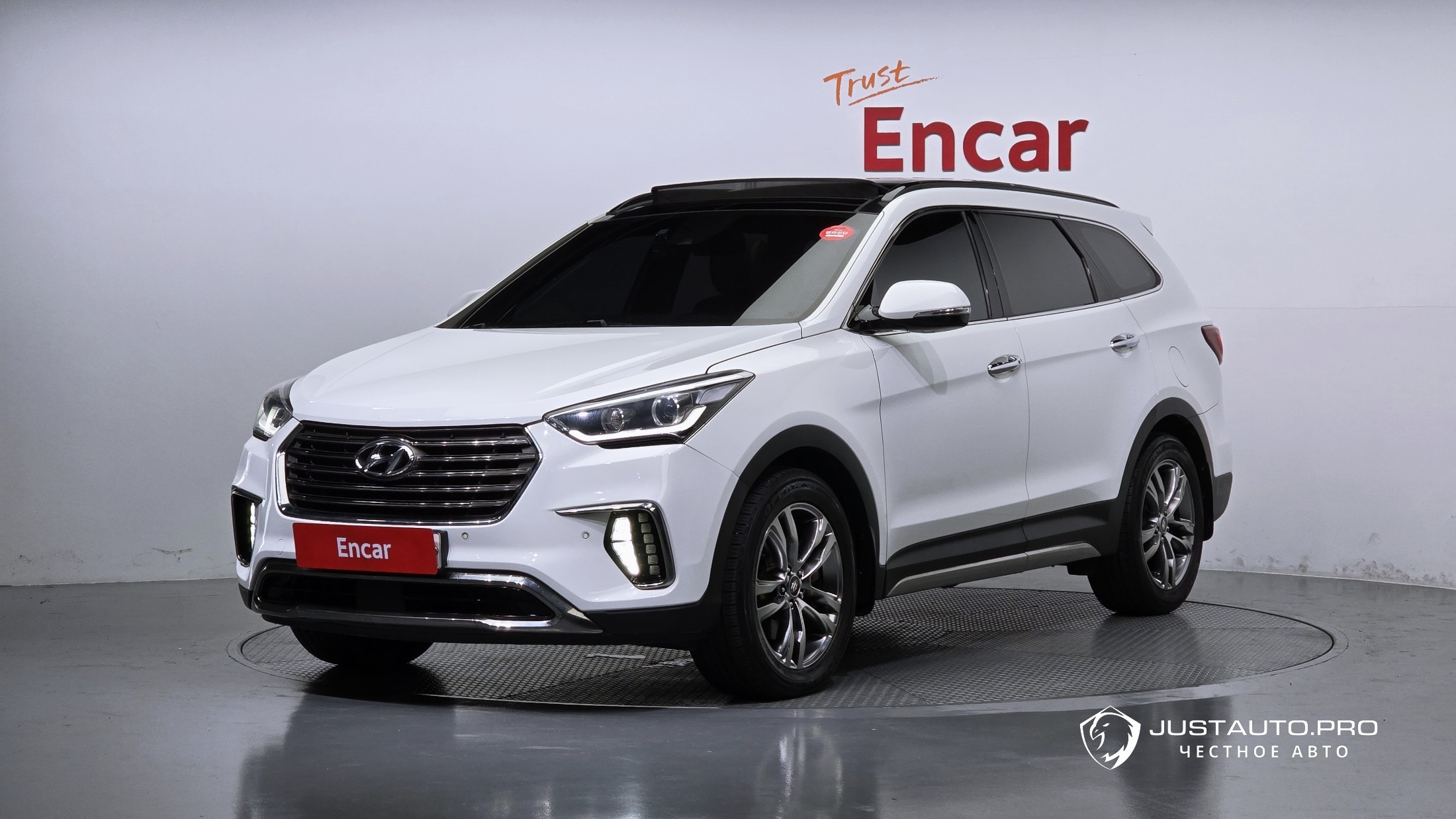 Автомобиль Hyundai Maxcruz