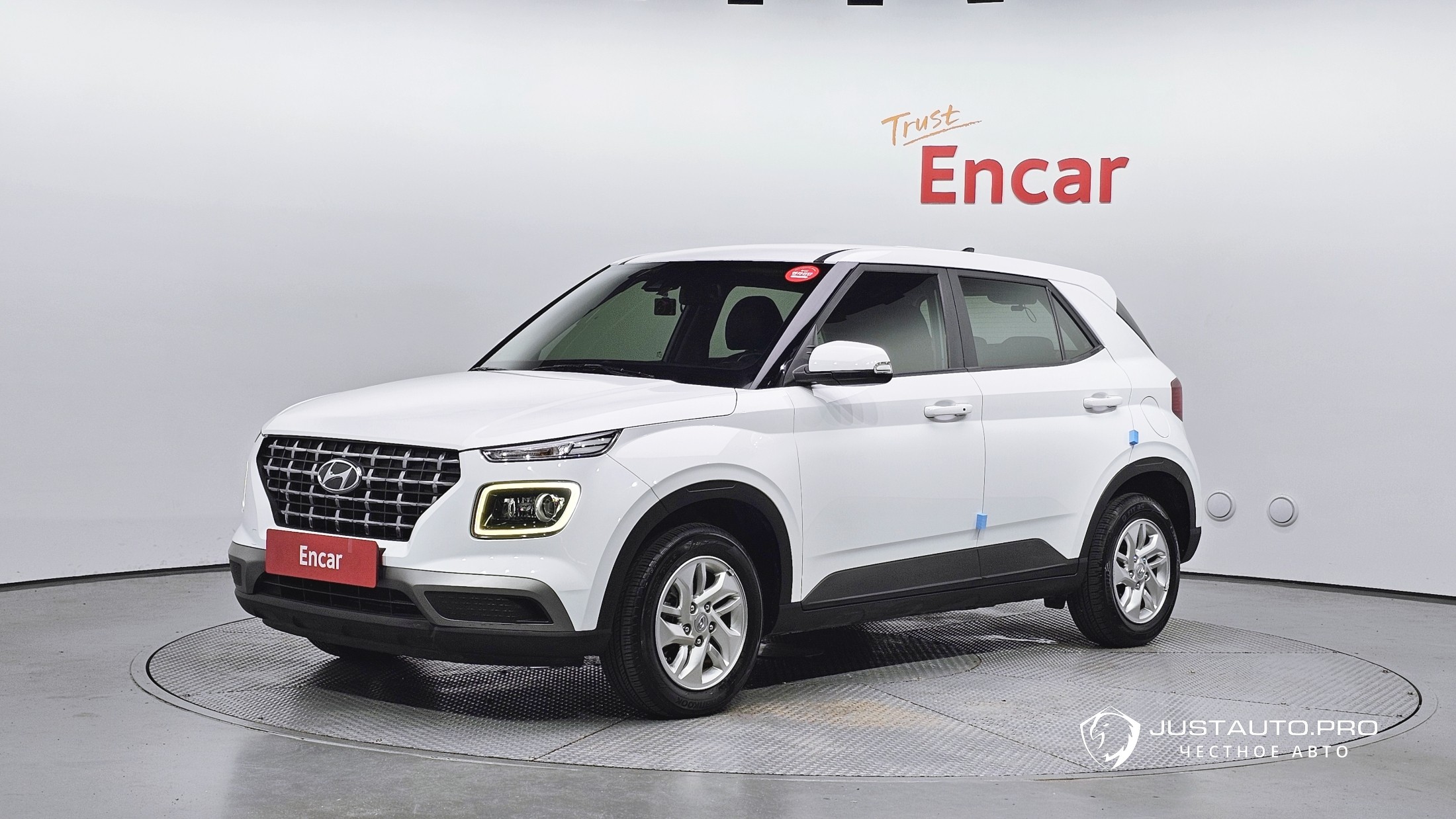 Автомобиль Hyundai Venue