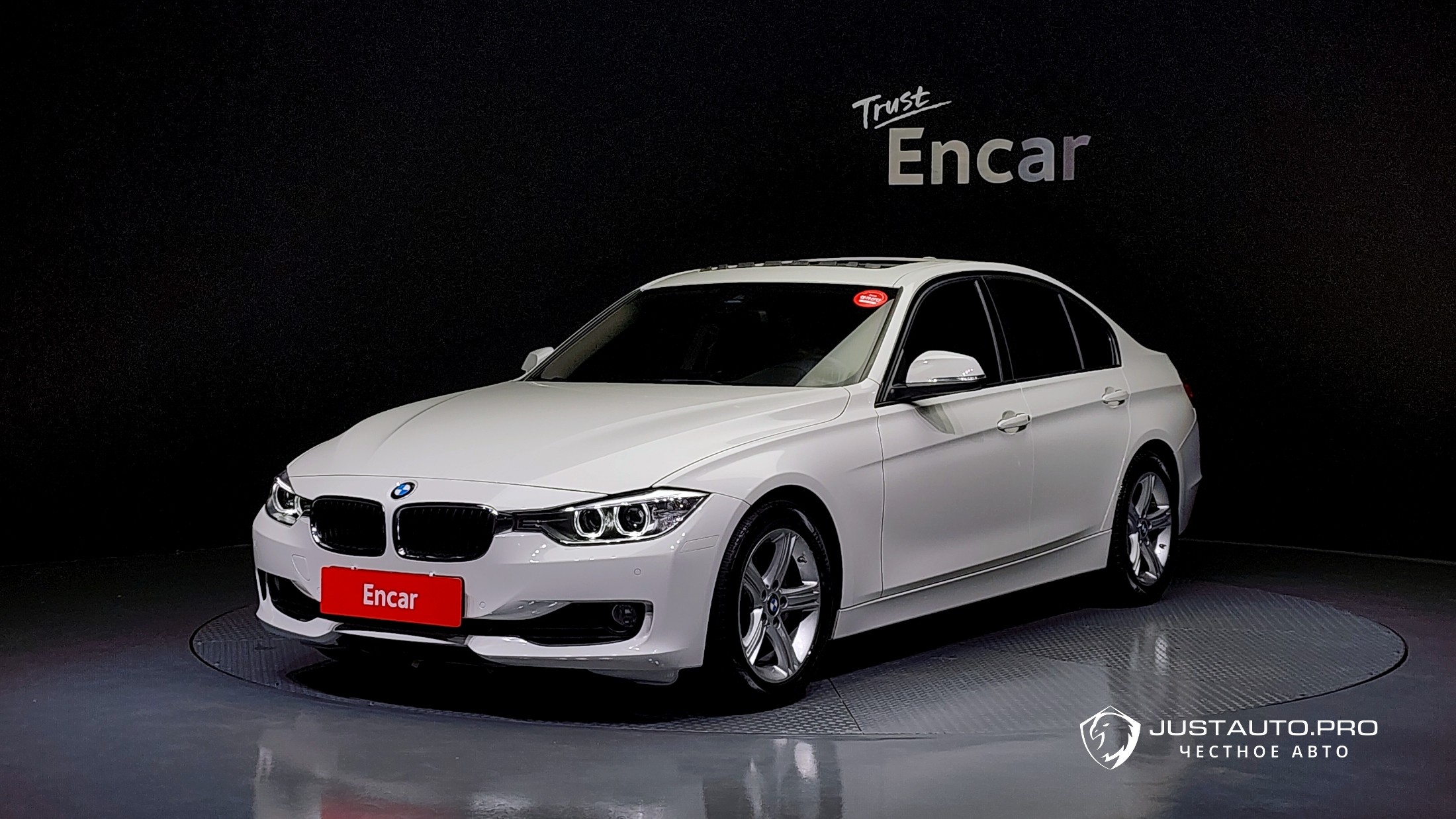 Автомобиль BMW 3-Series