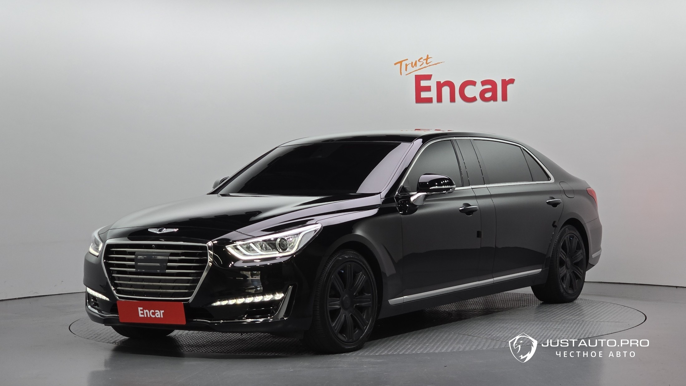Автомобиль Genesis EQ900