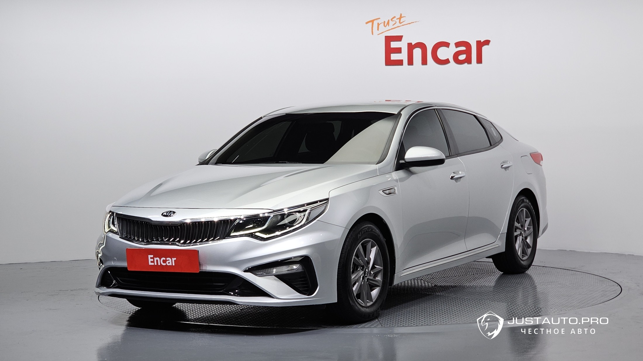 Автомобиль Kia K5