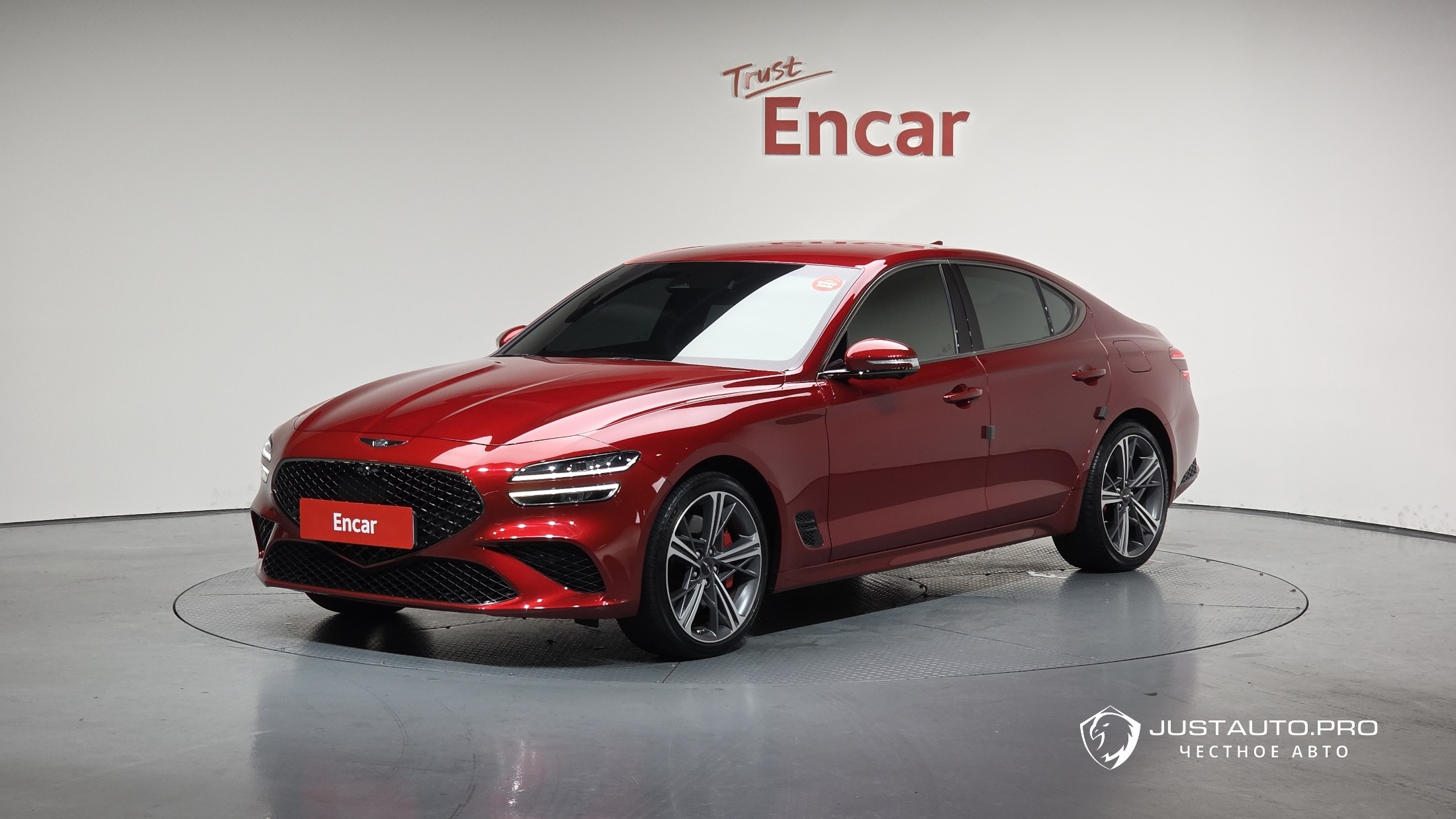 Автомобиль Genesis G70