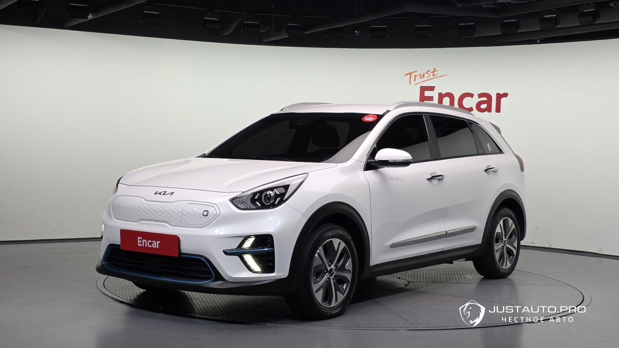 Автомобиль Kia Niro