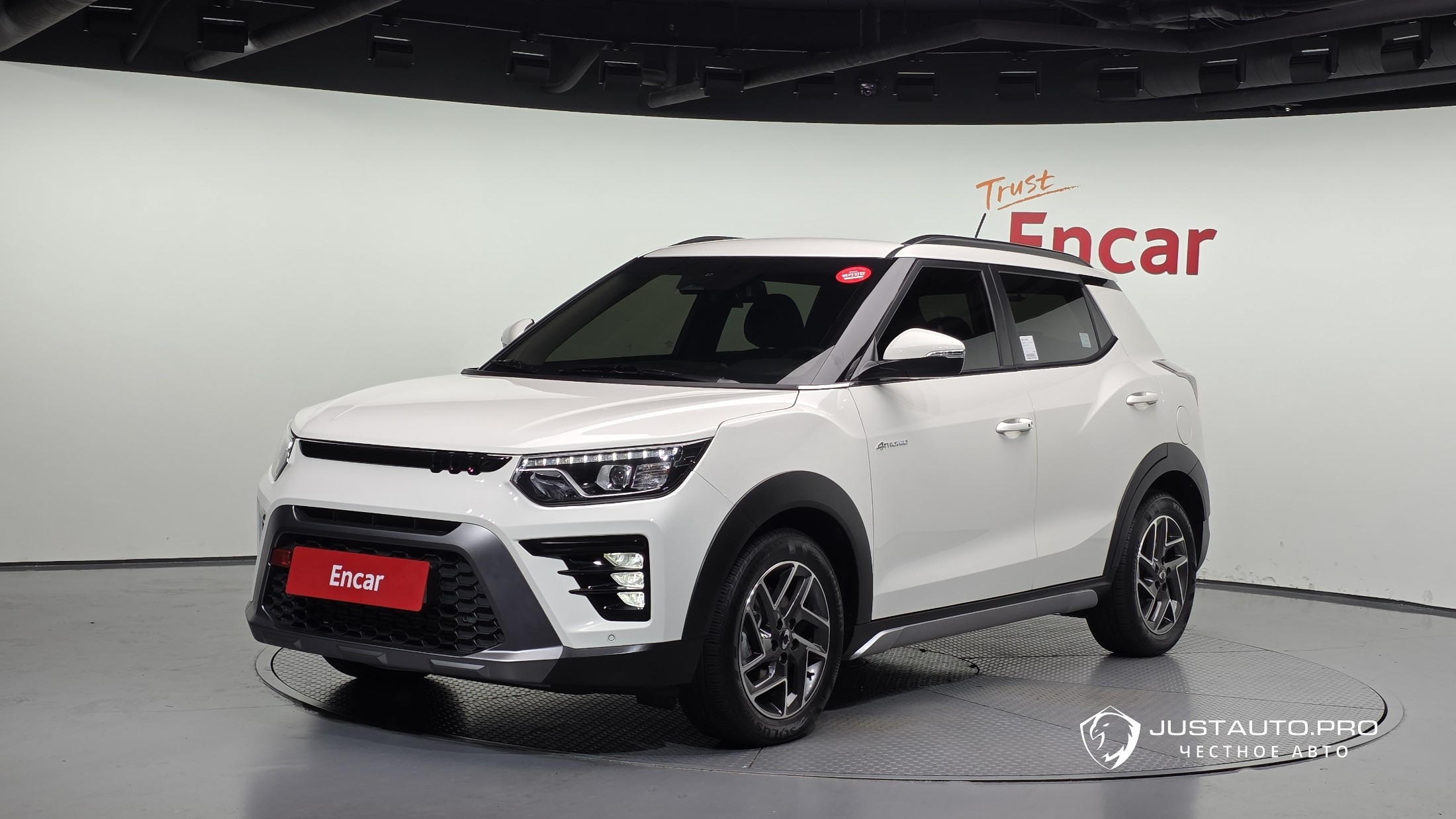 Автомобиль KG_Mobility_Ssangyong TIBOLI