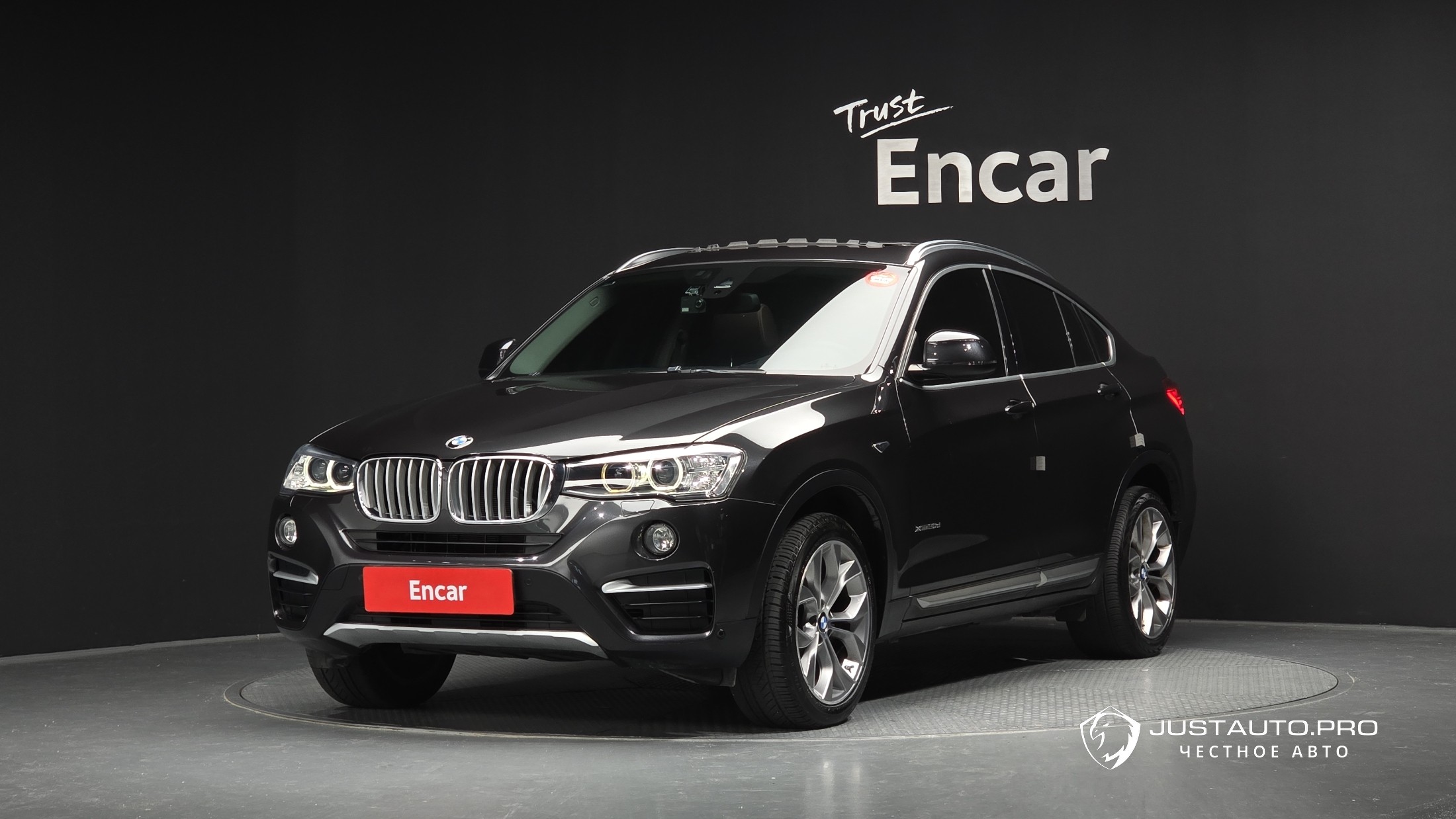 Автомобиль BMW X4