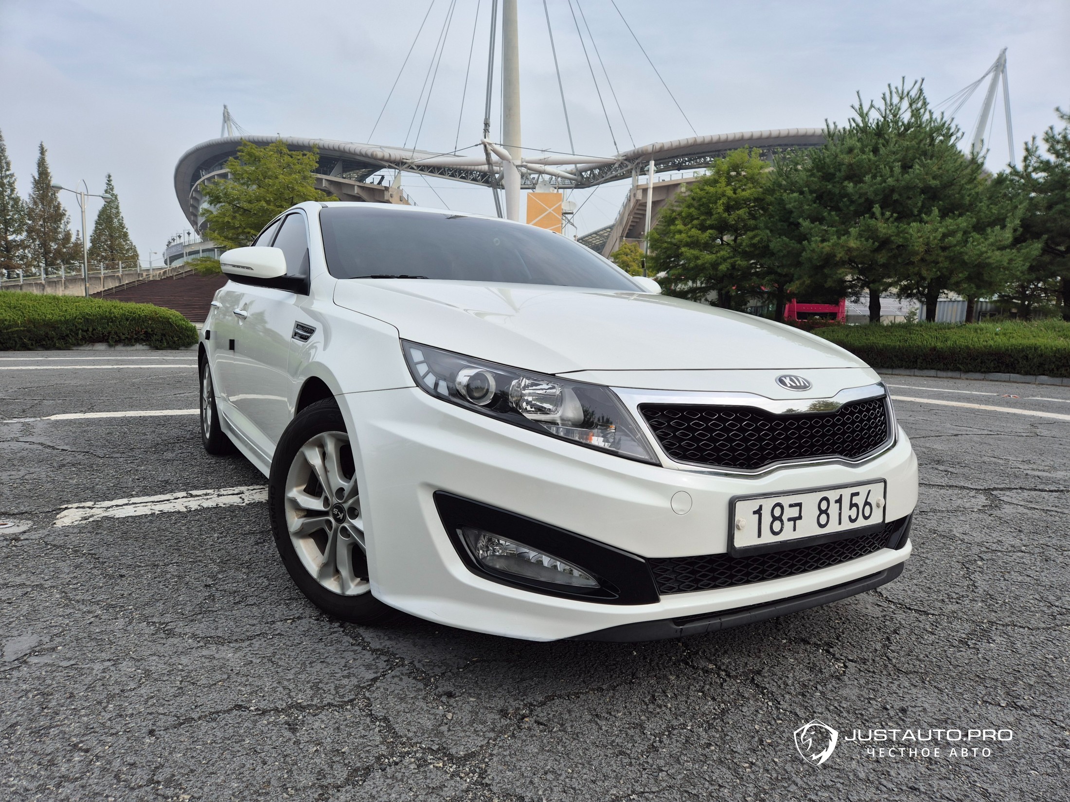 Автомобиль Kia K5