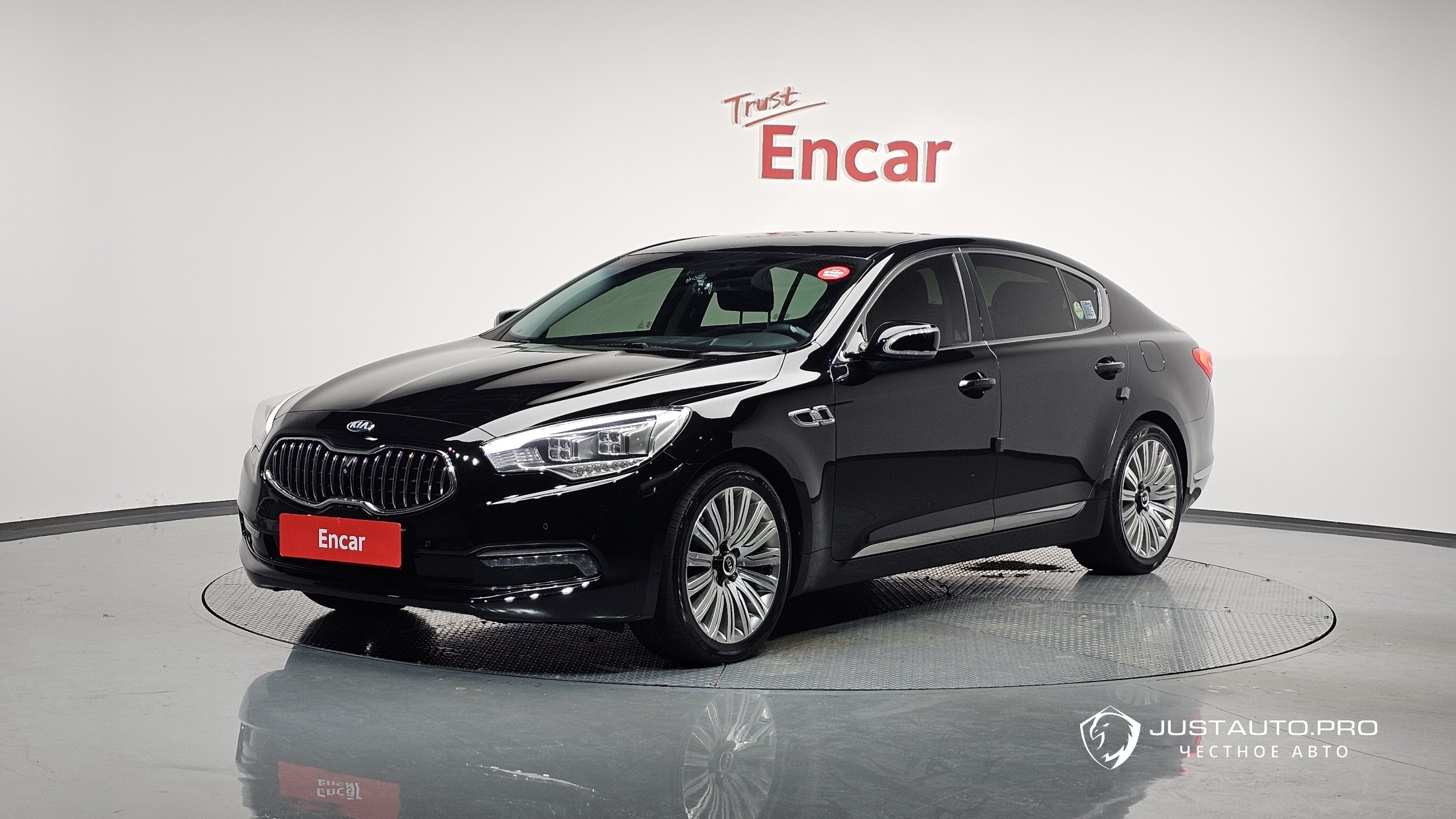 Автомобиль Kia K9