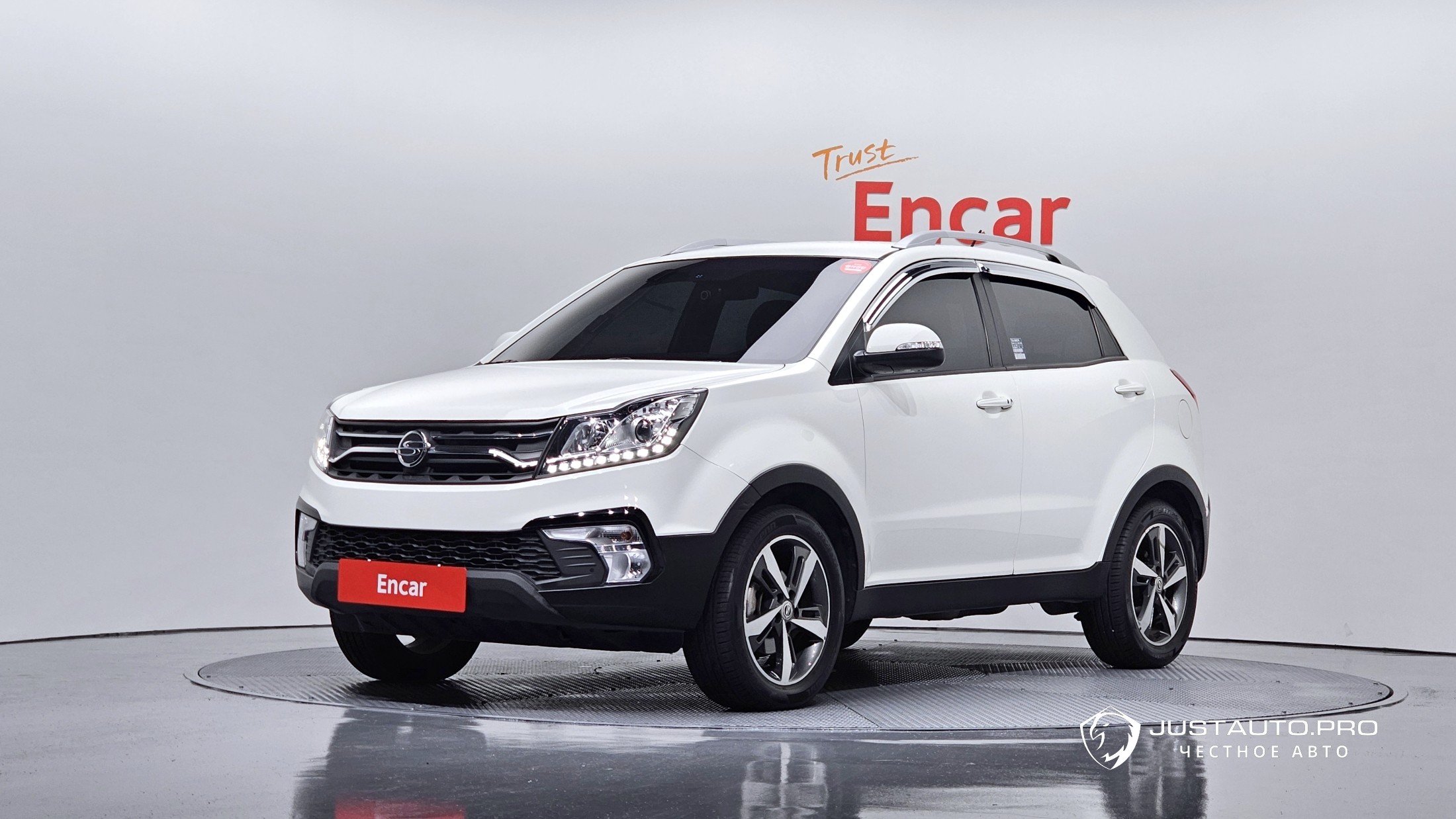 Автомобиль KG_Mobility_Ssangyong KORANDO