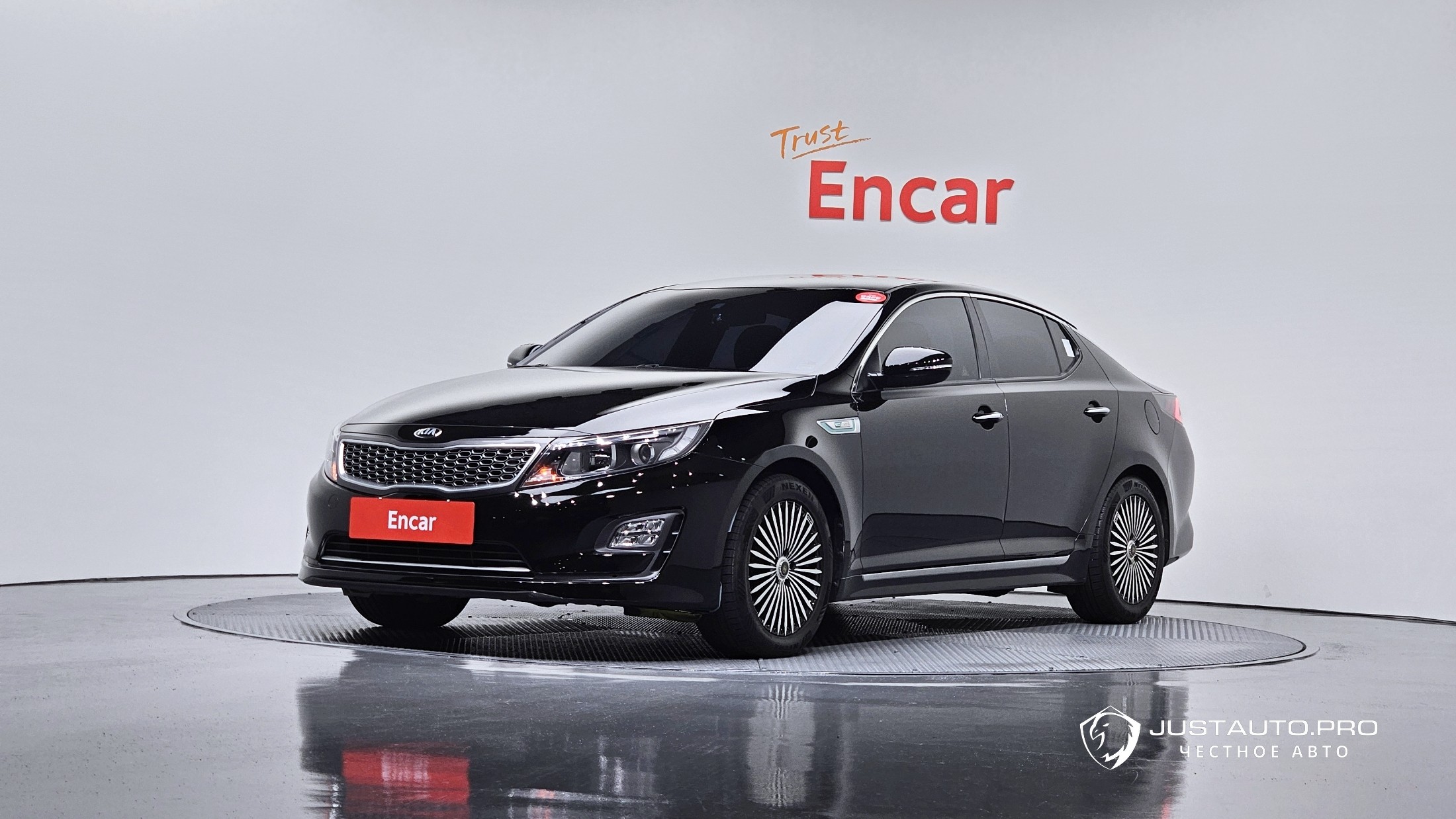 Автомобиль Kia K5