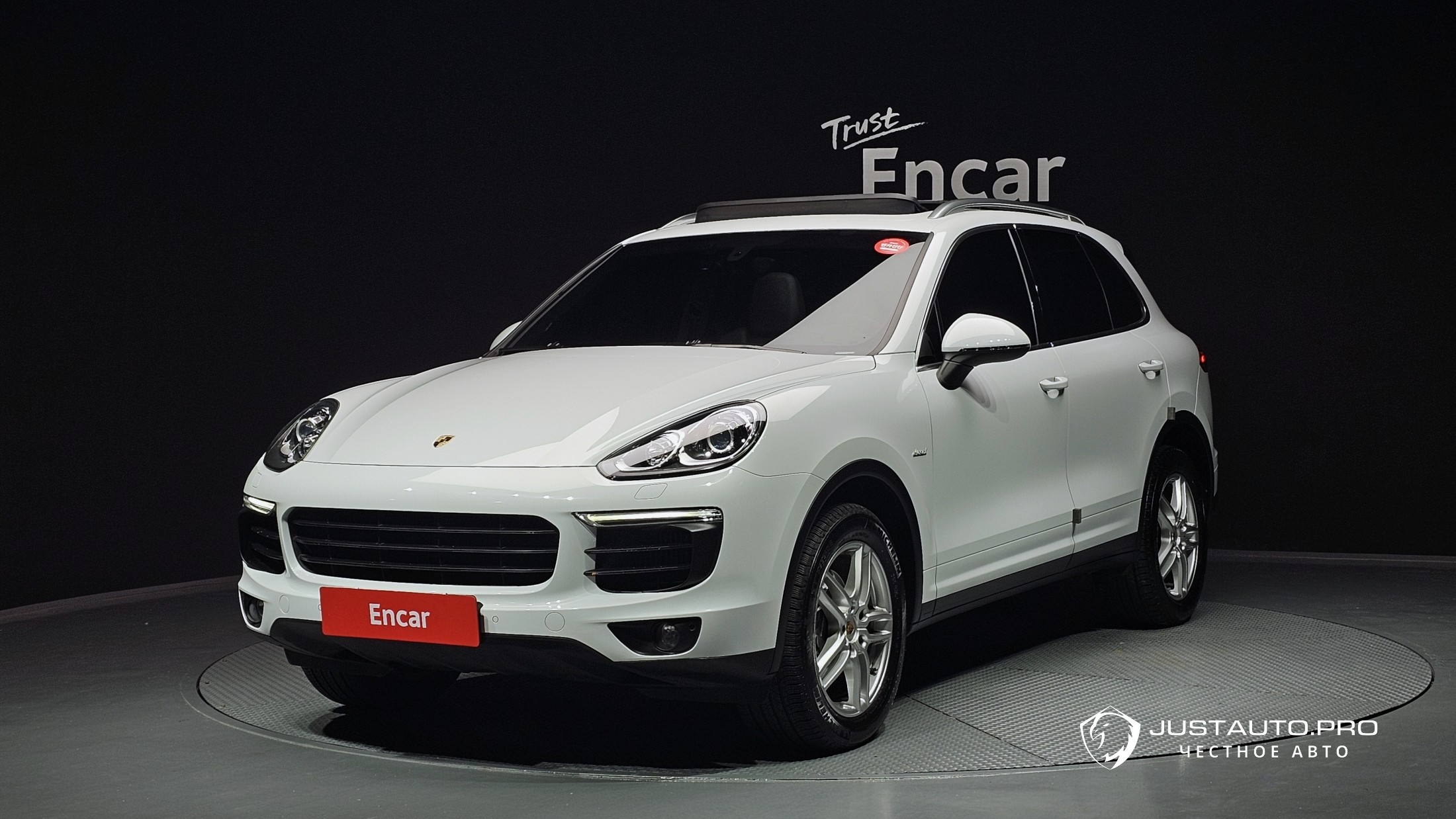 Автомобиль Porsche Cayenne