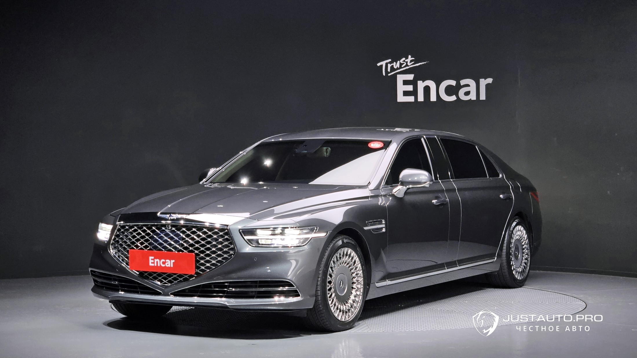 Автомобиль Genesis G90