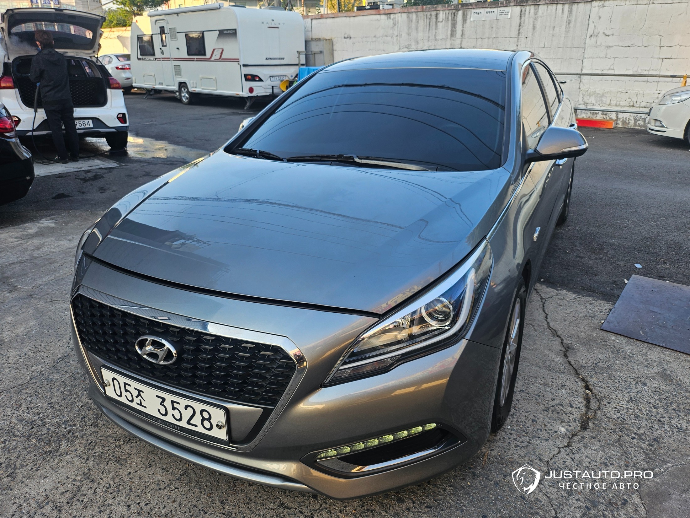 Автомобиль Hyundai Sonata