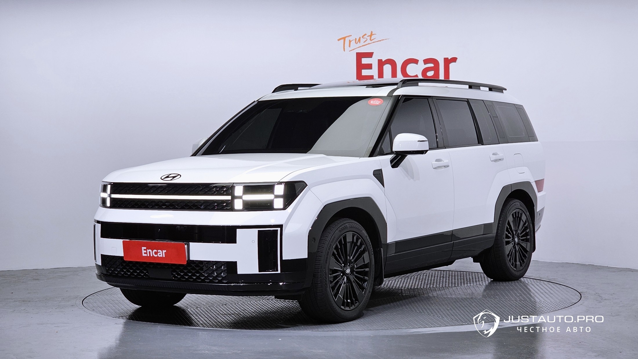 Автомобиль Hyundai Santafe