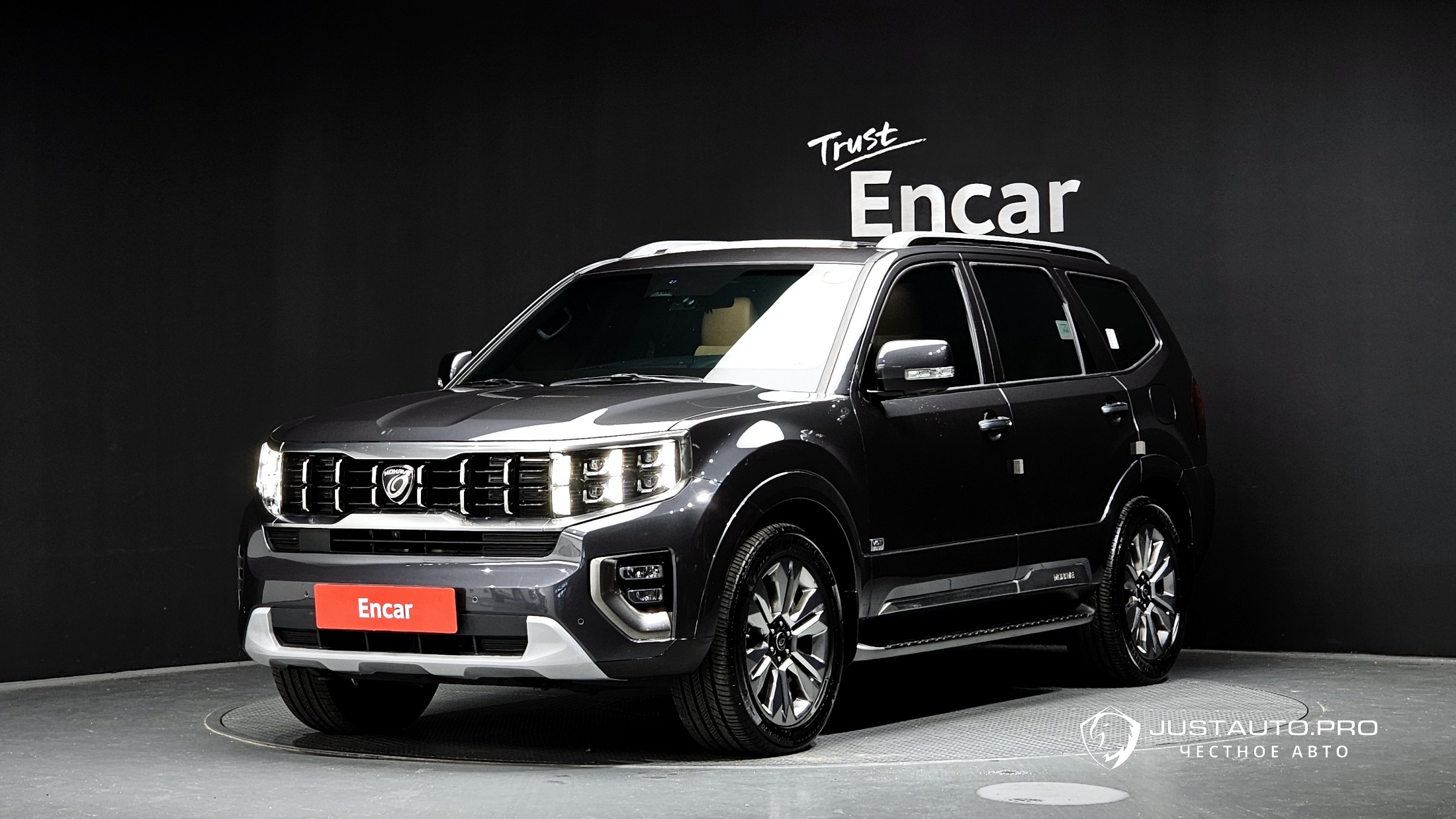 Автомобиль Kia Mohave