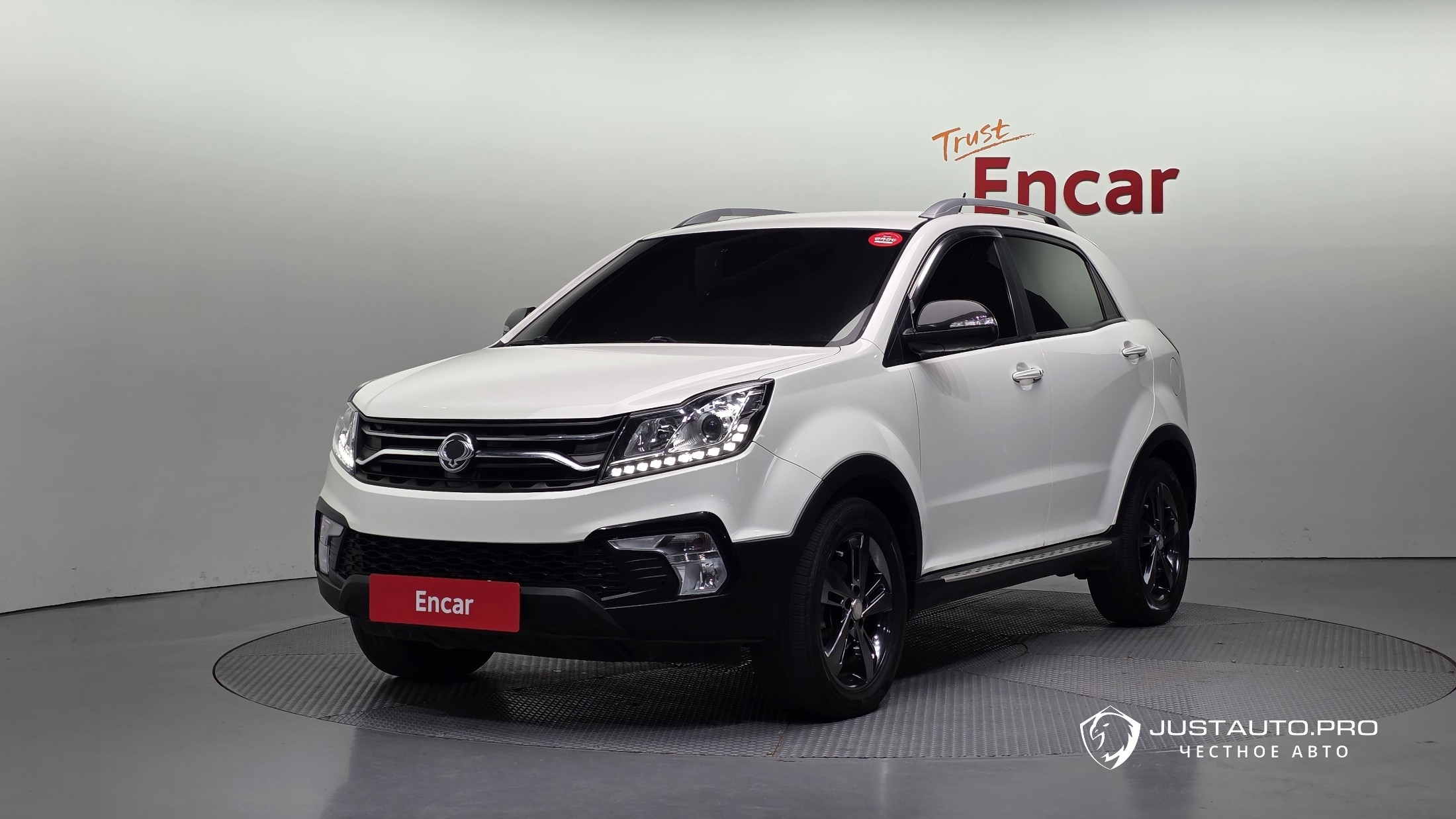 Автомобиль KG_Mobility_Ssangyong KORANDO