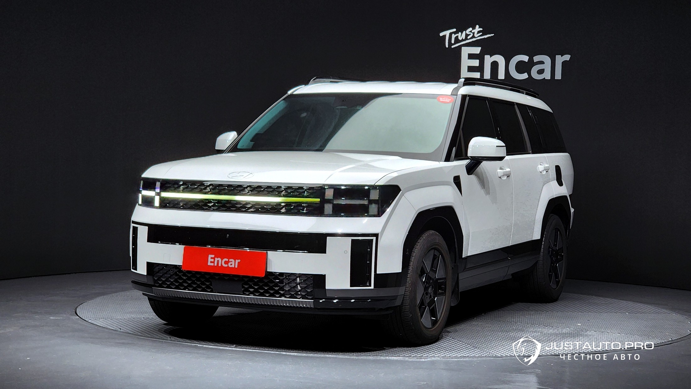 Автомобиль Hyundai Santafe