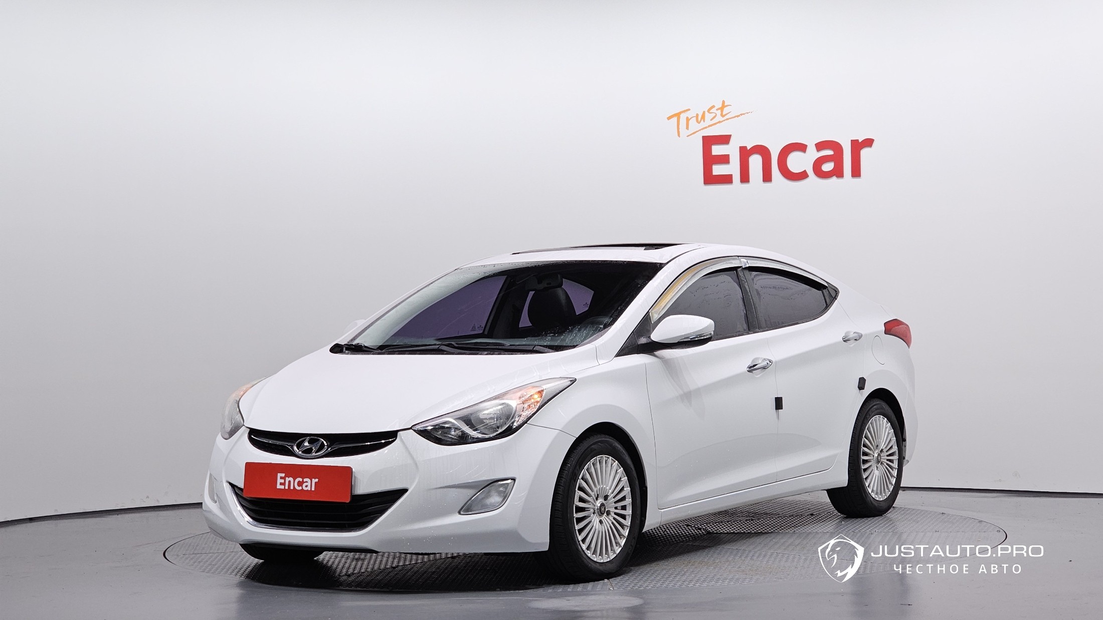 Автомобиль Hyundai AVANTE