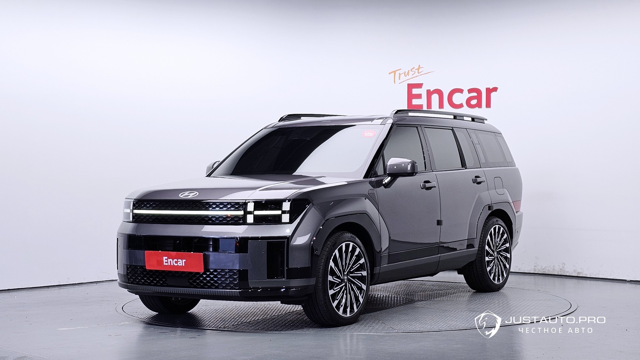 Автомобиль Hyundai Santafe