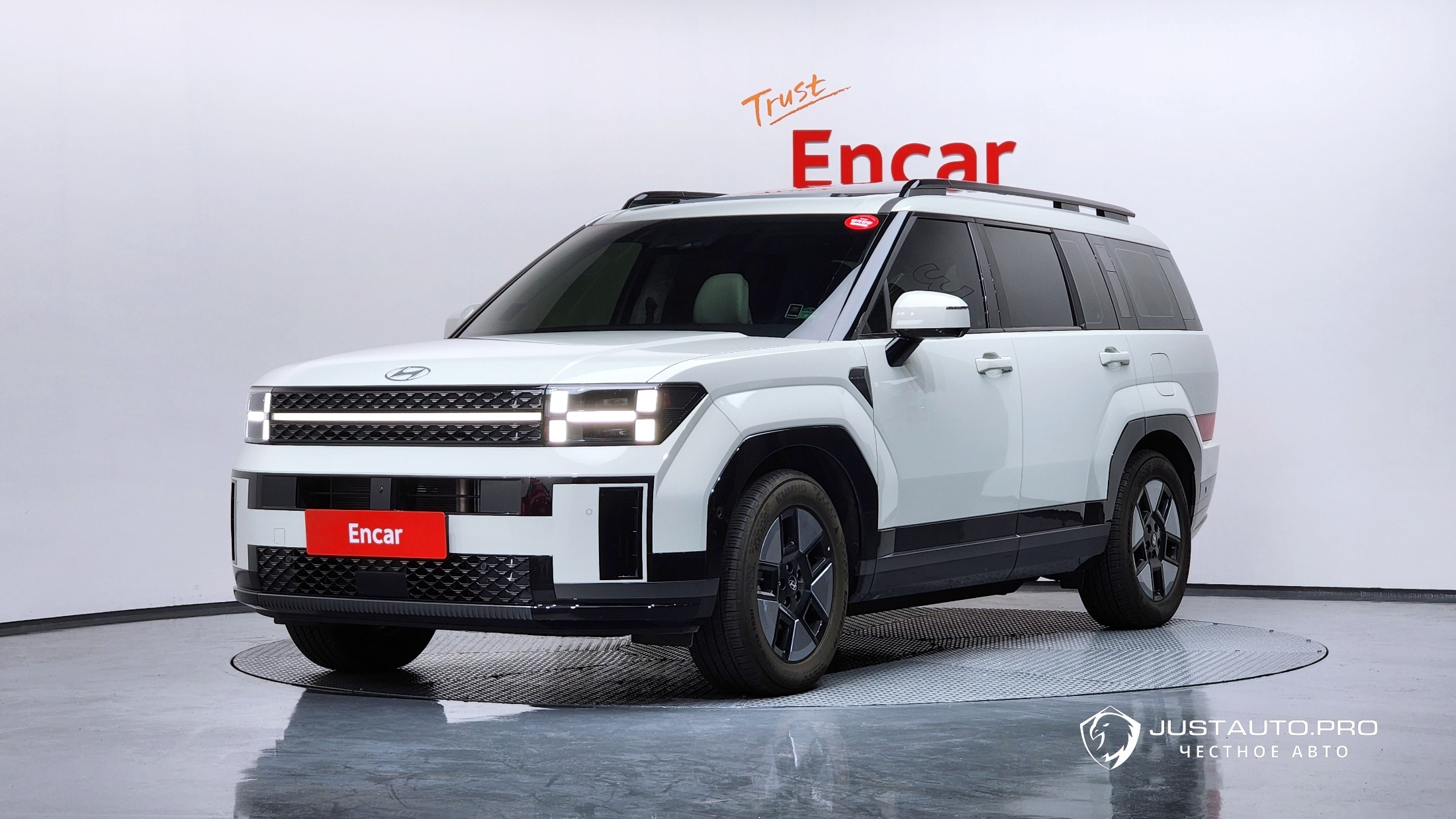 Автомобиль Hyundai Santafe