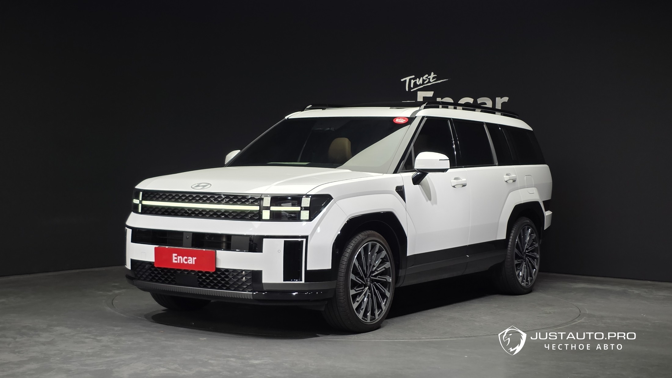 Автомобиль Hyundai Santafe