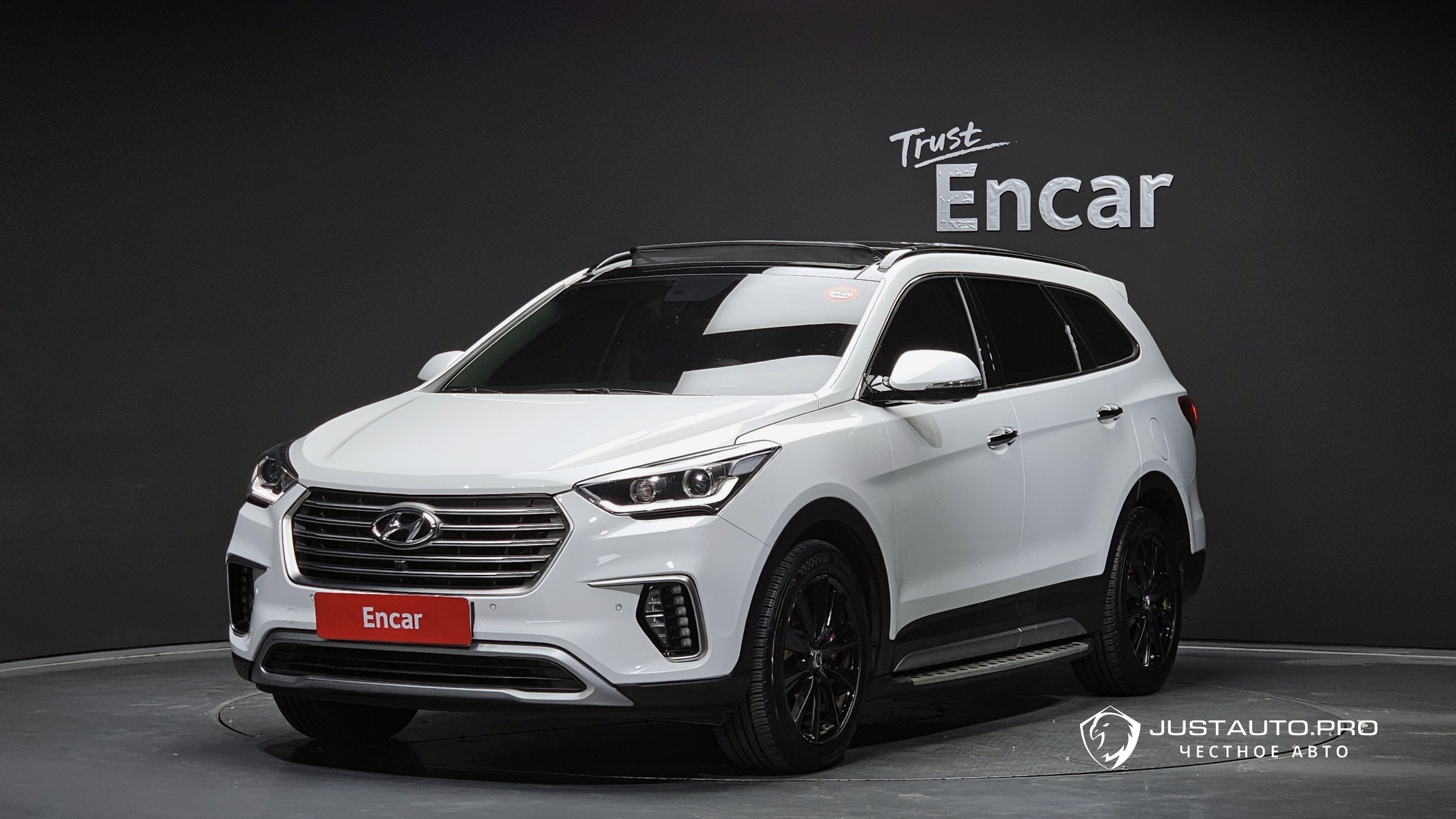 Автомобиль Hyundai Maxcruz