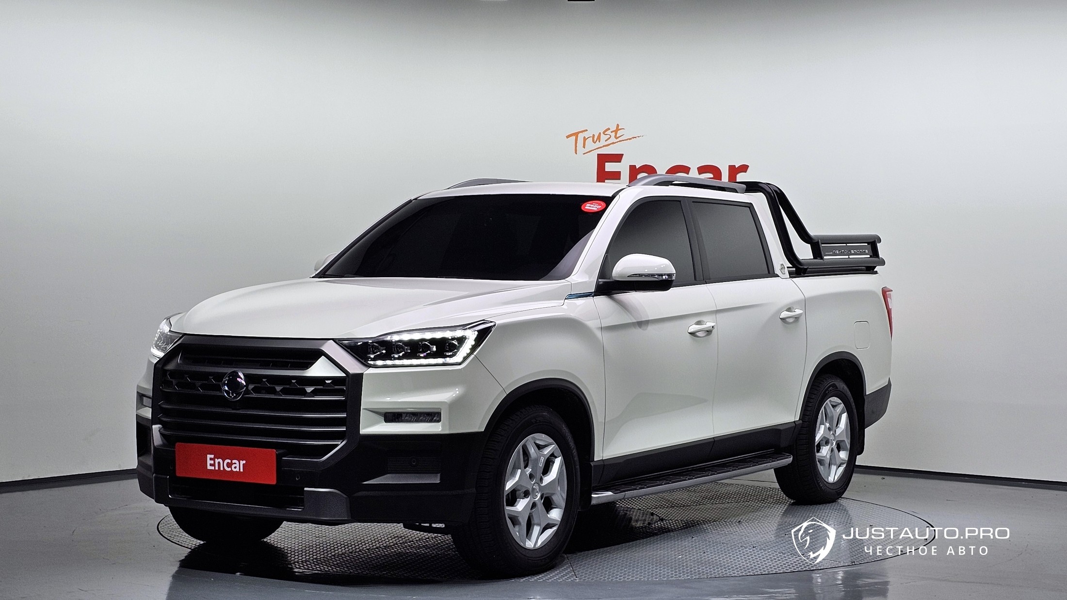 Автомобиль KG_Mobility_Ssangyong Rexton