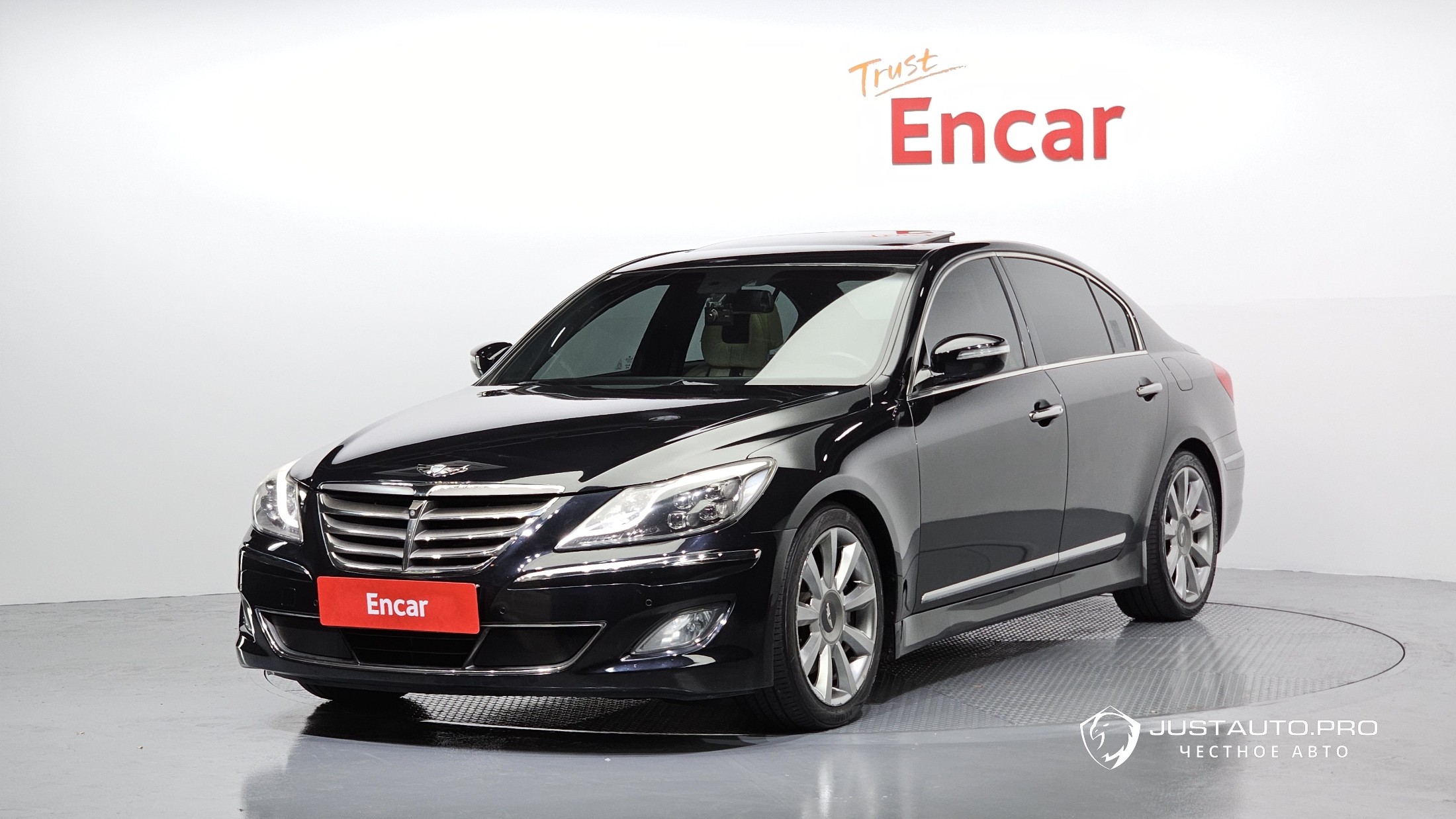 Автомобиль Hyundai Genesis