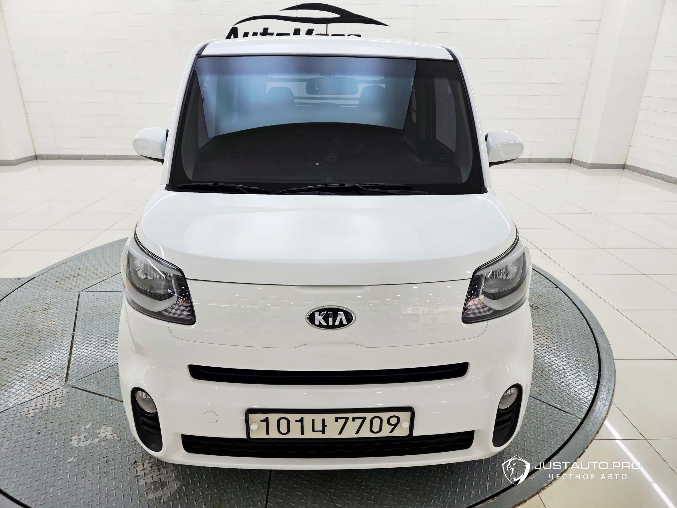 Автомобиль Kia RAY