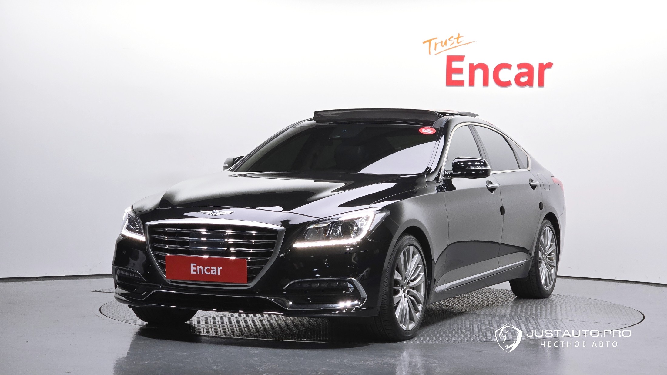 Автомобиль Genesis G80