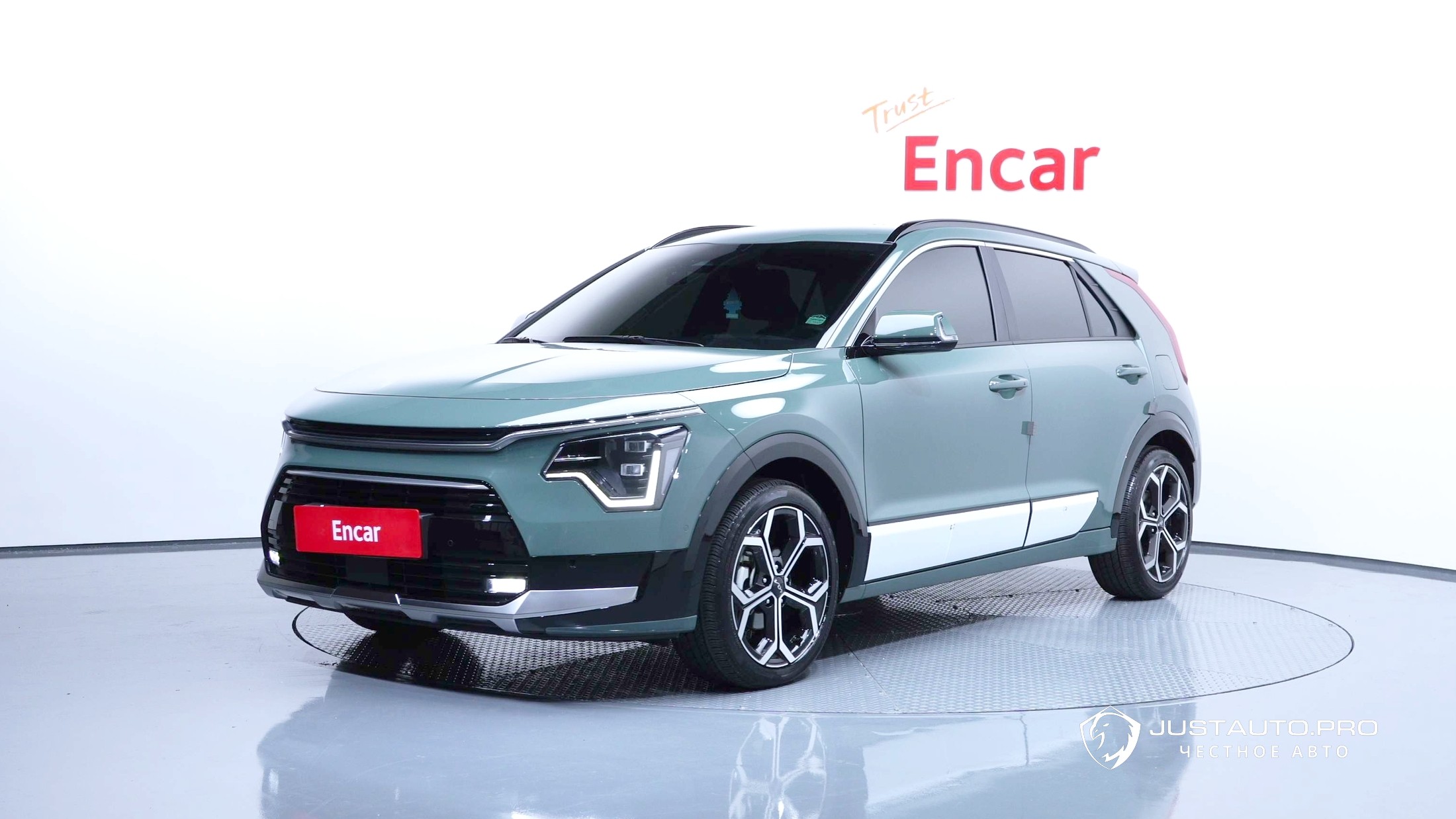 Автомобиль Kia Niro