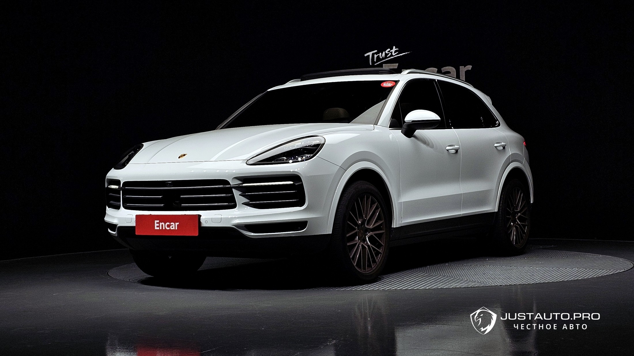 Автомобиль Porsche Cayenne