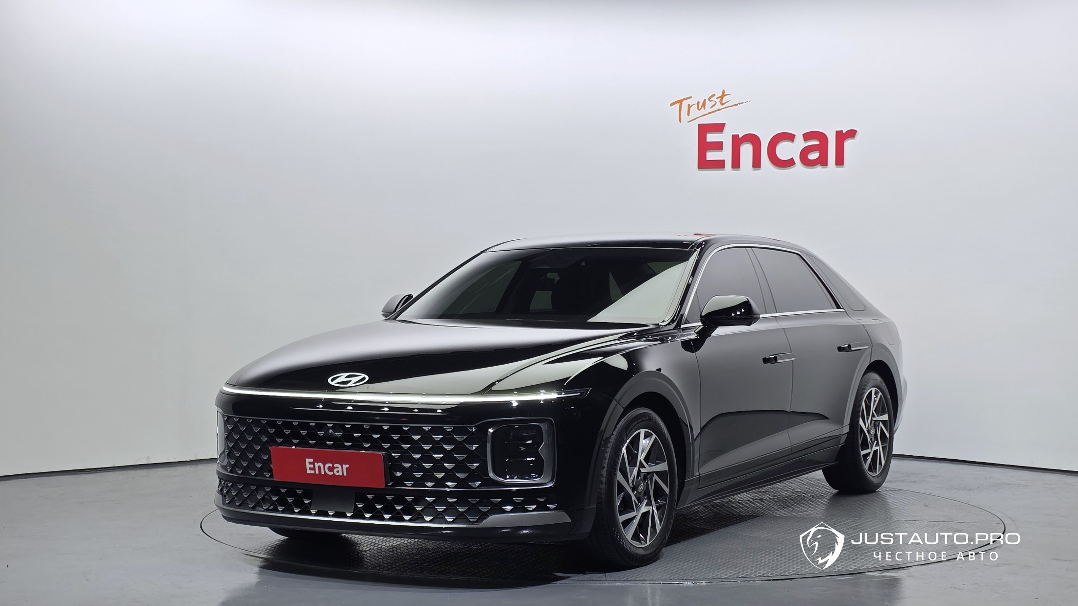 Автомобиль Hyundai Grandeur