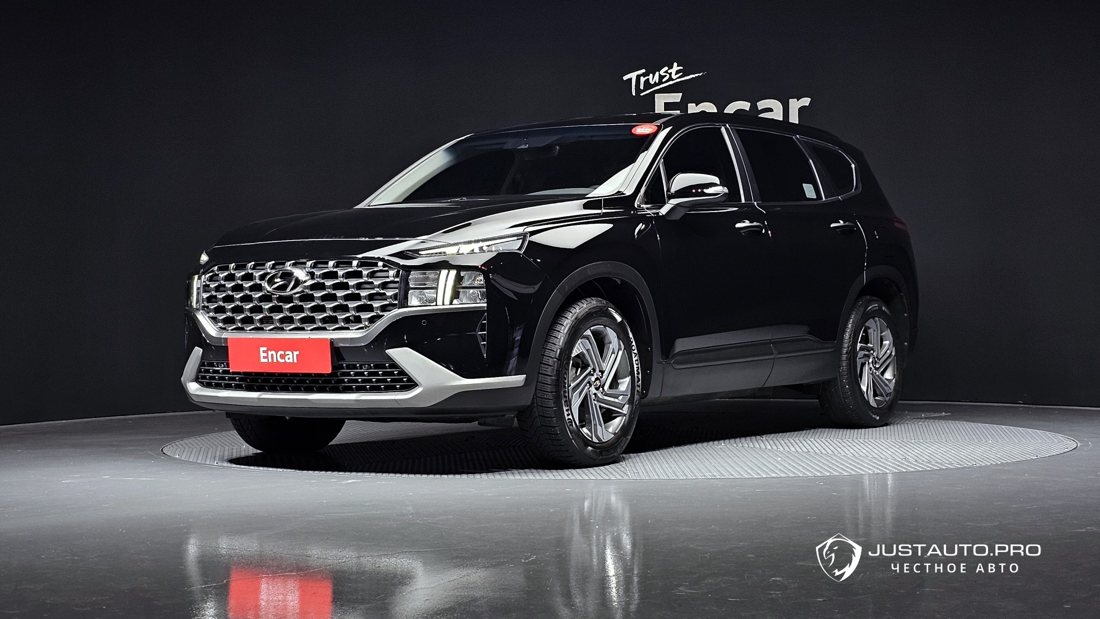 Автомобиль Hyundai Santafe