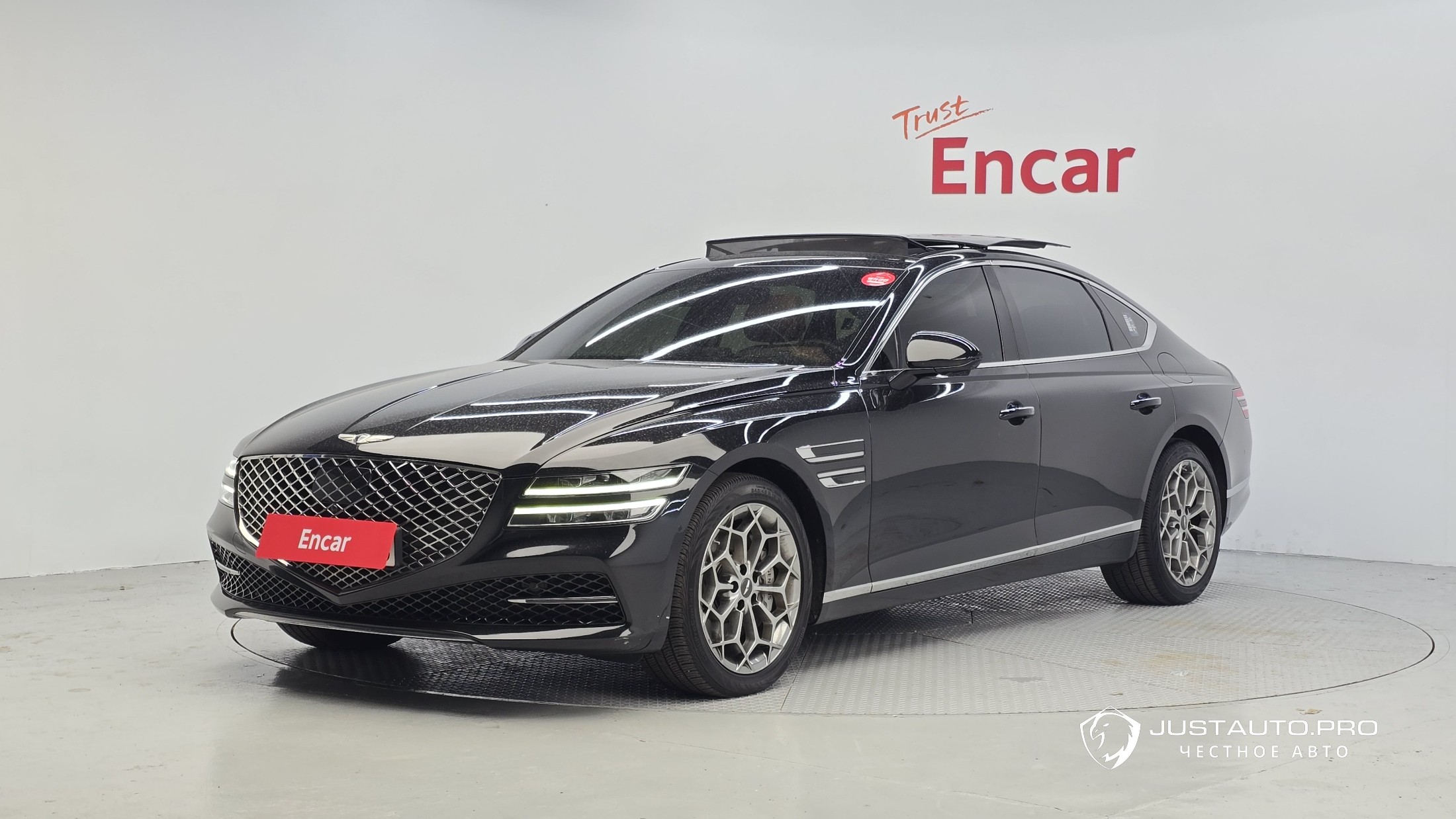 Автомобиль Genesis G80
