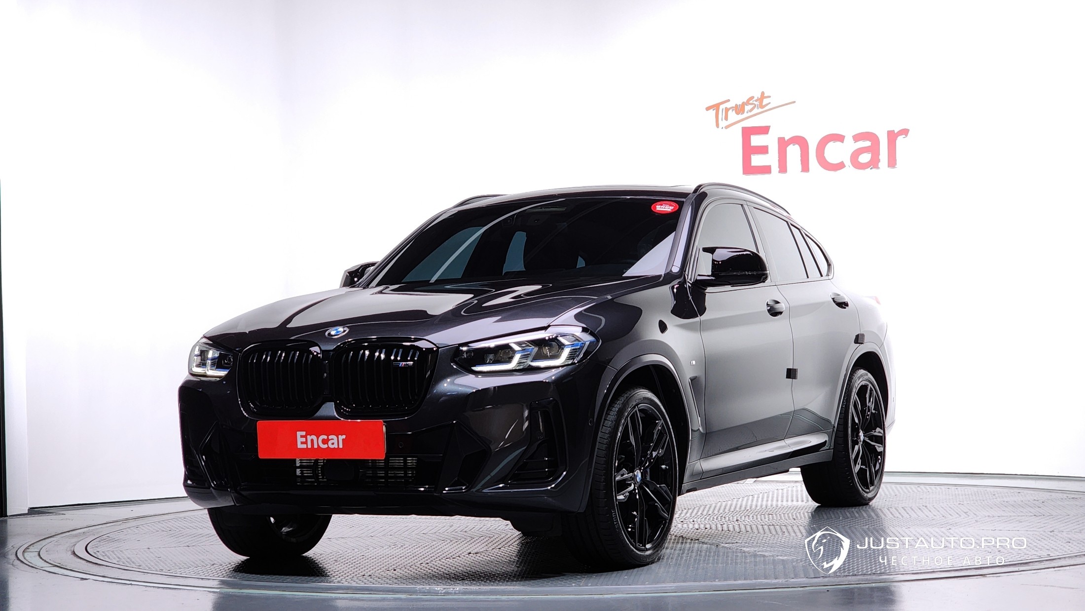 Автомобиль BMW X4