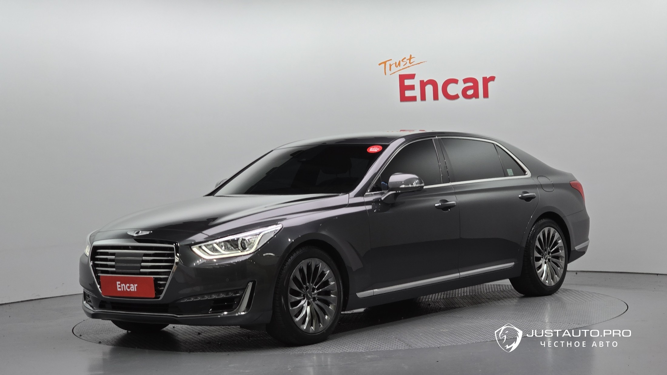 Автомобиль Genesis EQ900