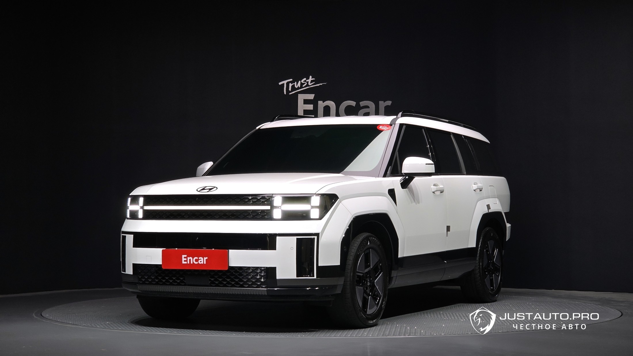 Автомобиль Hyundai Santafe